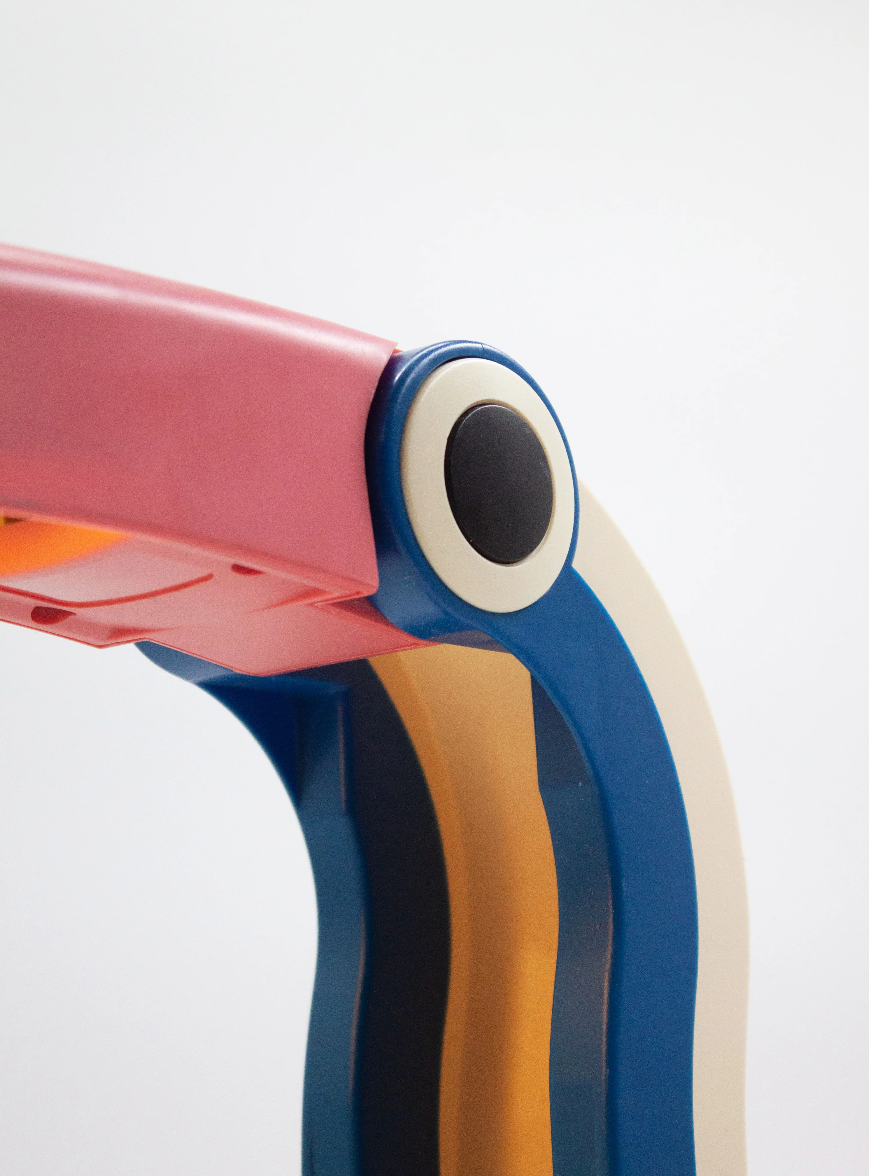 Perenz Toucan Desk Lamp by H.T. Huang (Blue/Red) - Image 12