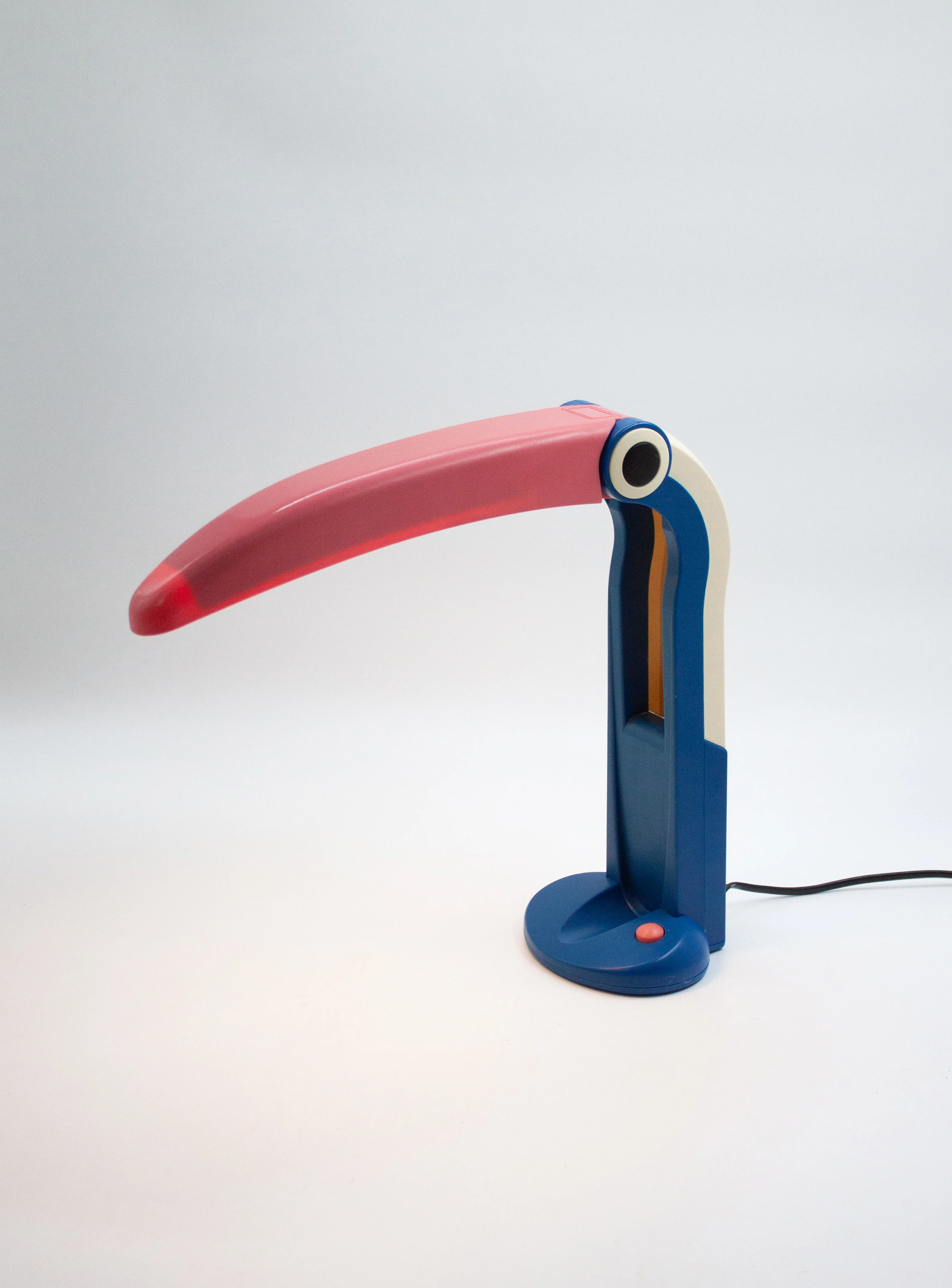 Perenz Toucan Desk Lamp by H.T. Huang (Blue/Red) - Image 6