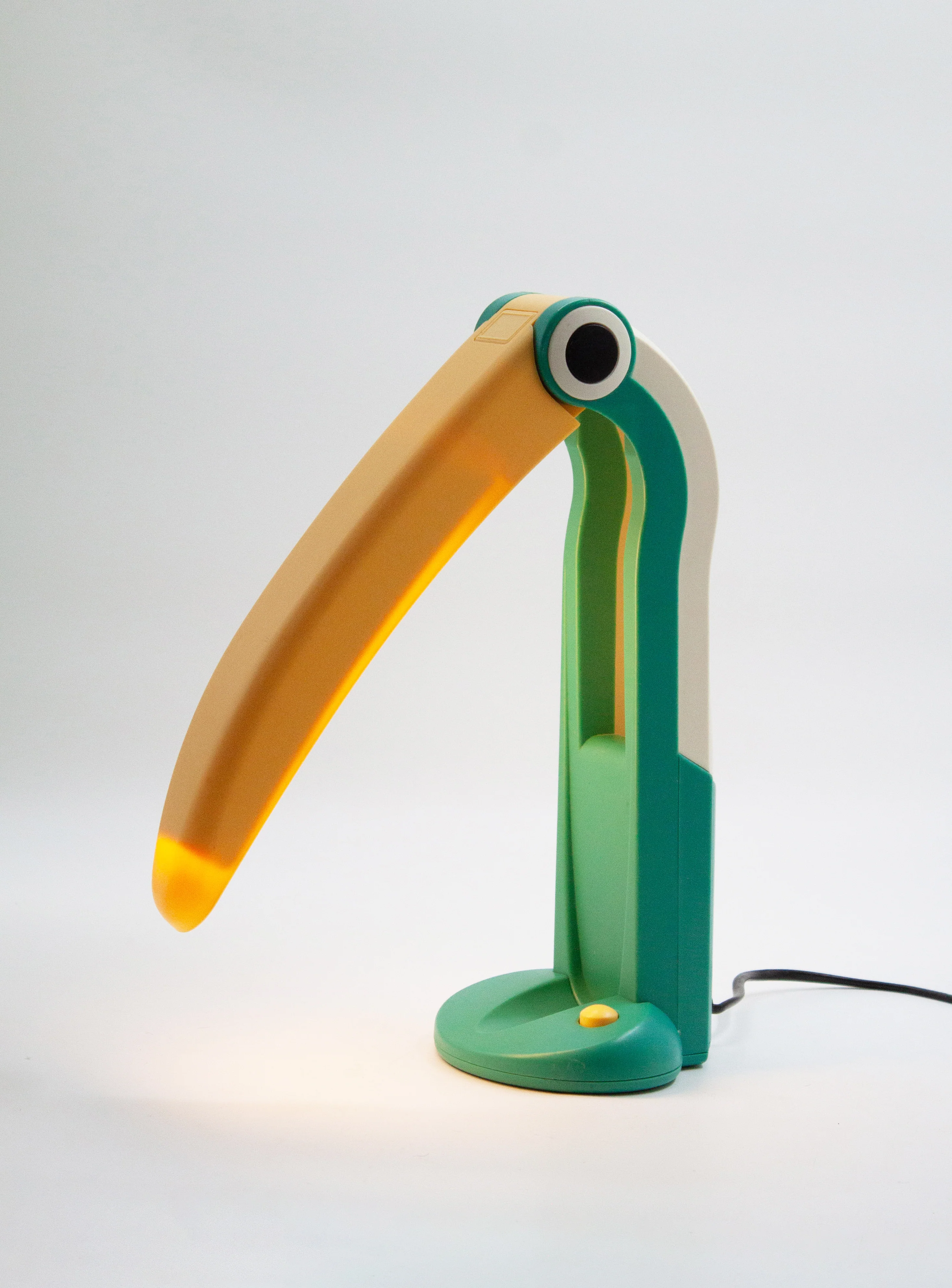 Perenz Toucan Desk Lamp by H.T. Huang (Green/Yellow) - Image 13