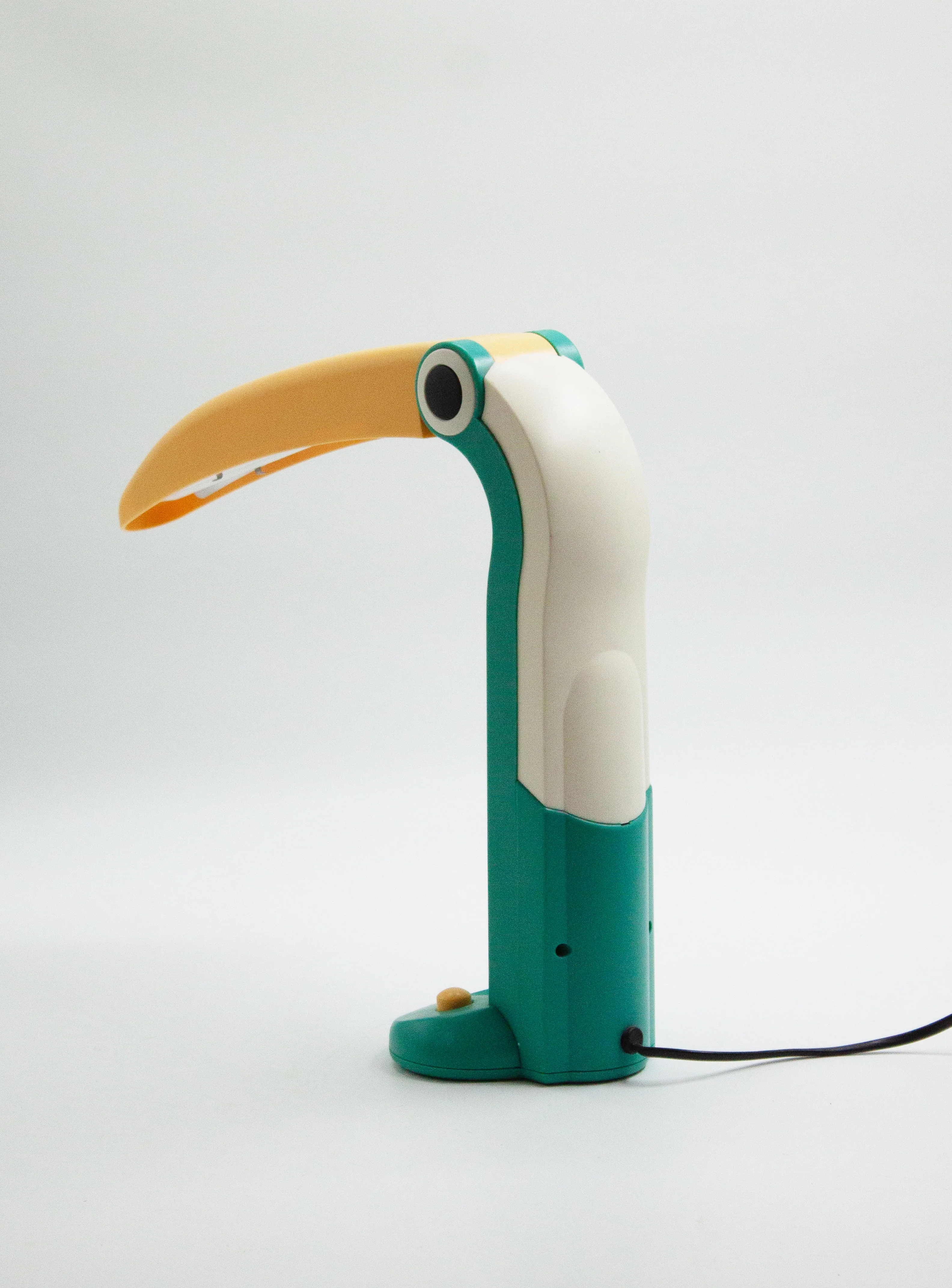 Perenz Toucan Desk Lamp by H.T. Huang (Green/Yellow) - Image 6