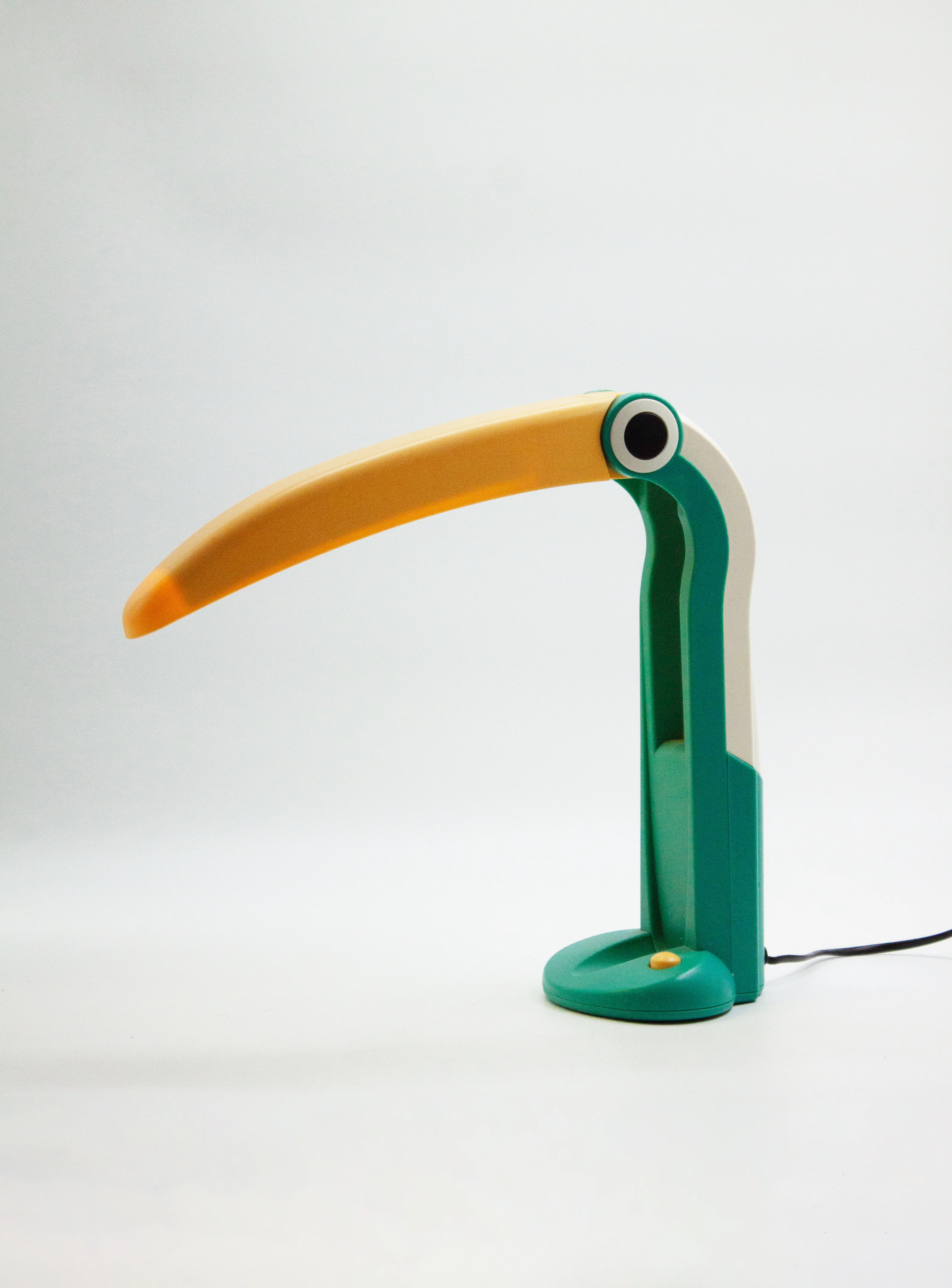 Perenz Toucan Desk Lamp by H.T. Huang (Green/Yellow) - Image 7