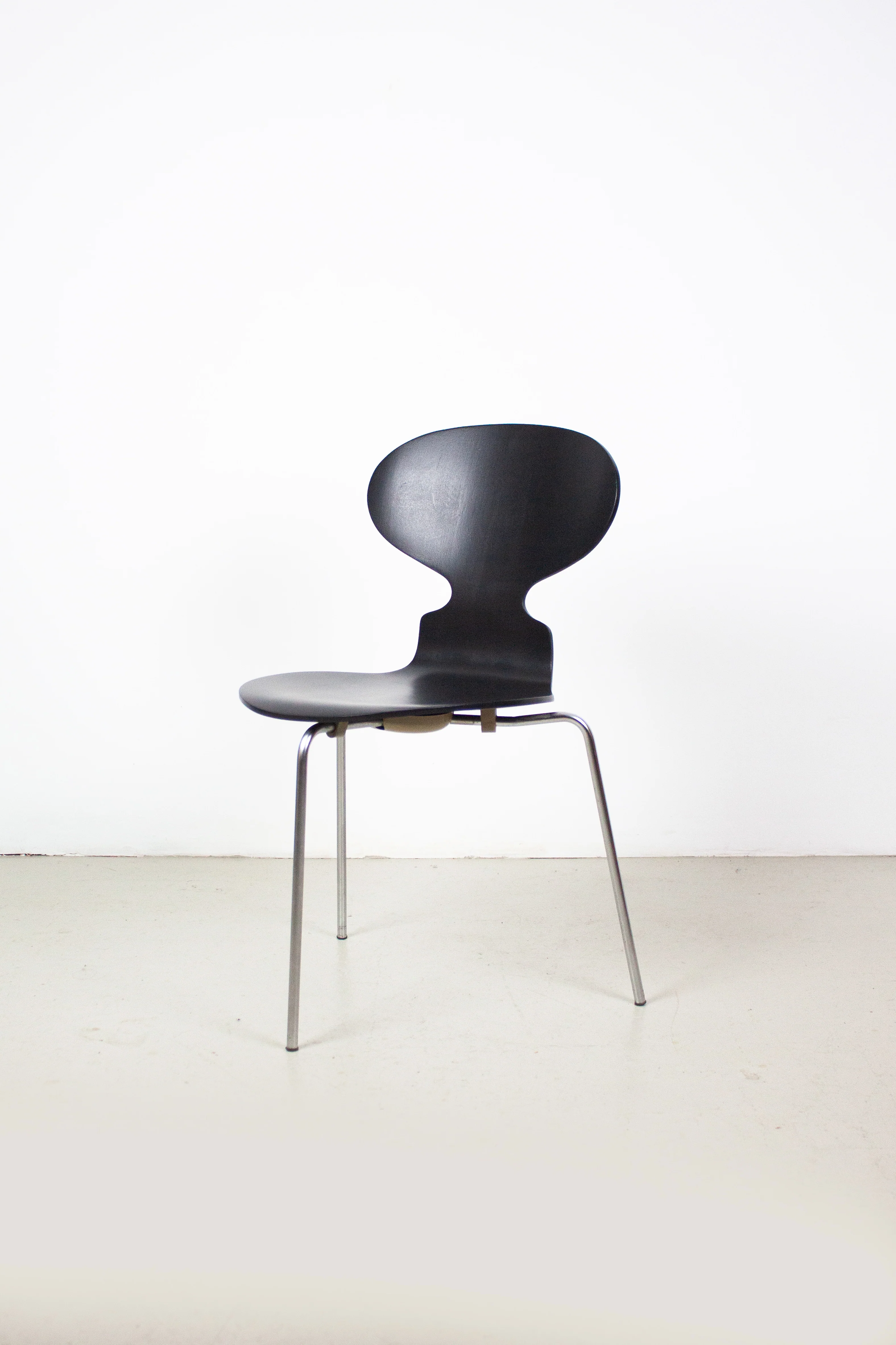 Ant Chairs by Arne Jacobsen for Fritz Hansen (Set of 2) - Image 5