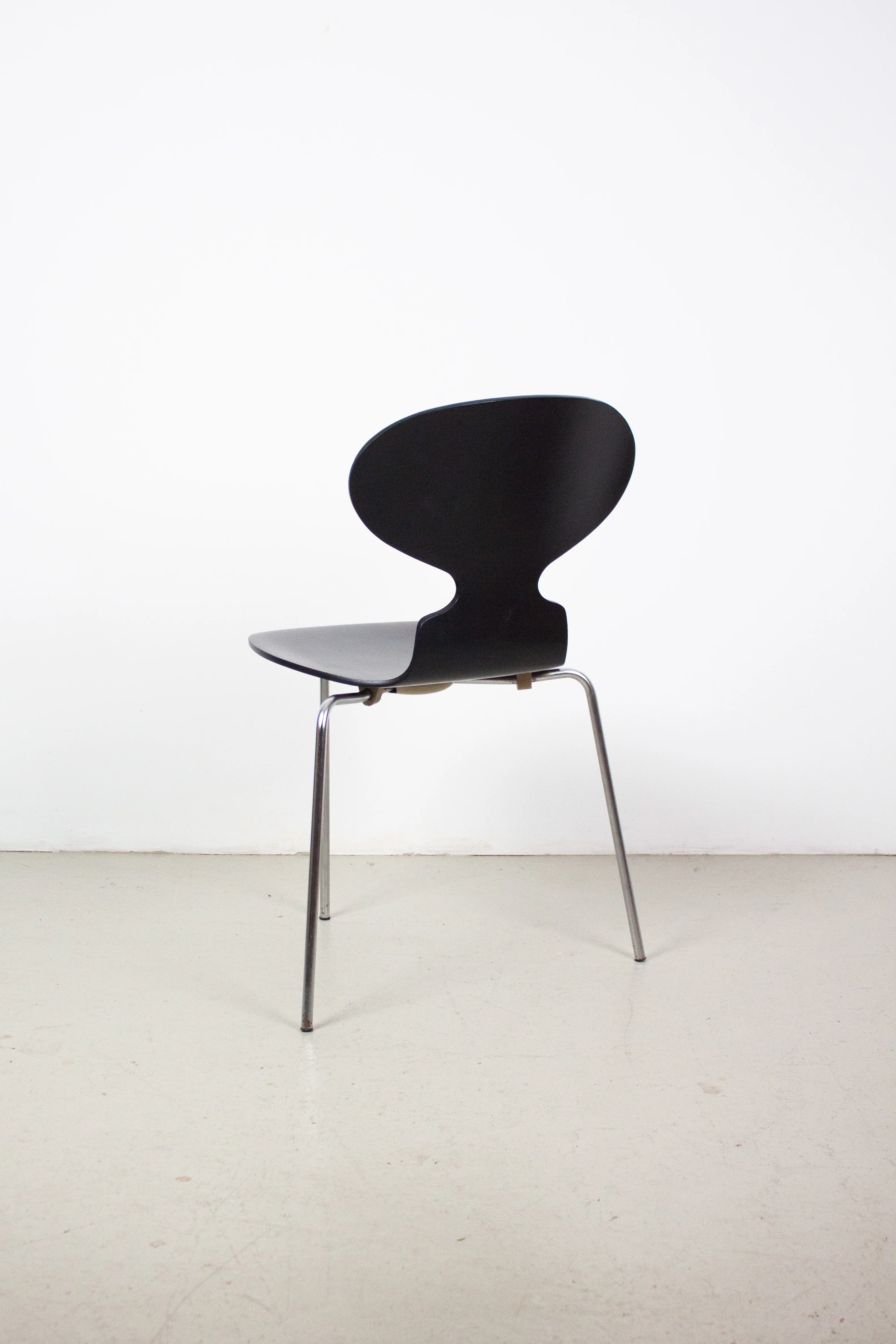 Ant Chairs by Arne Jacobsen for Fritz Hansen (Set of 2) - Image 7