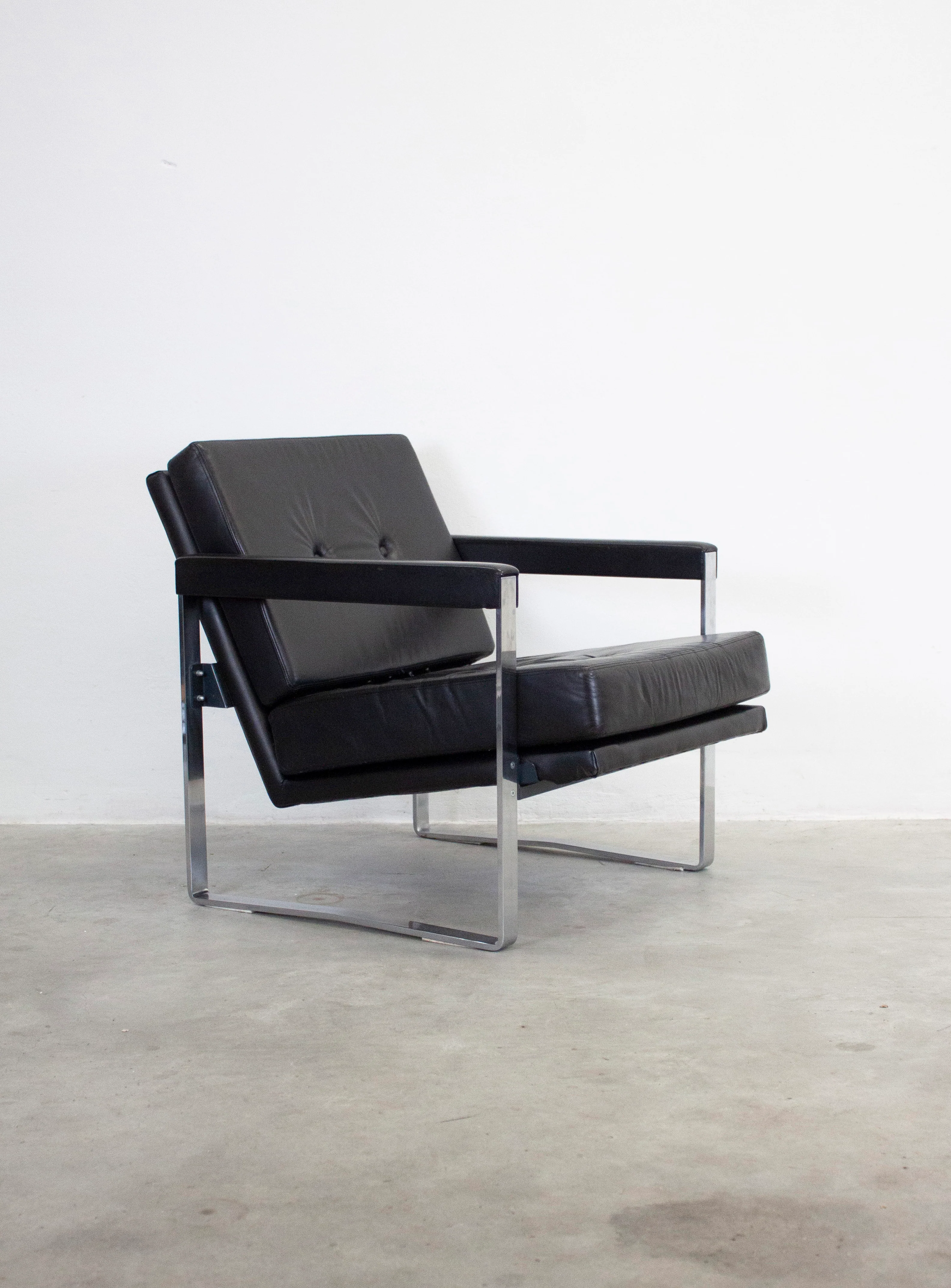 AP Originals AP72 Easy Chair by Hein Salomonson (Black) - Image 2