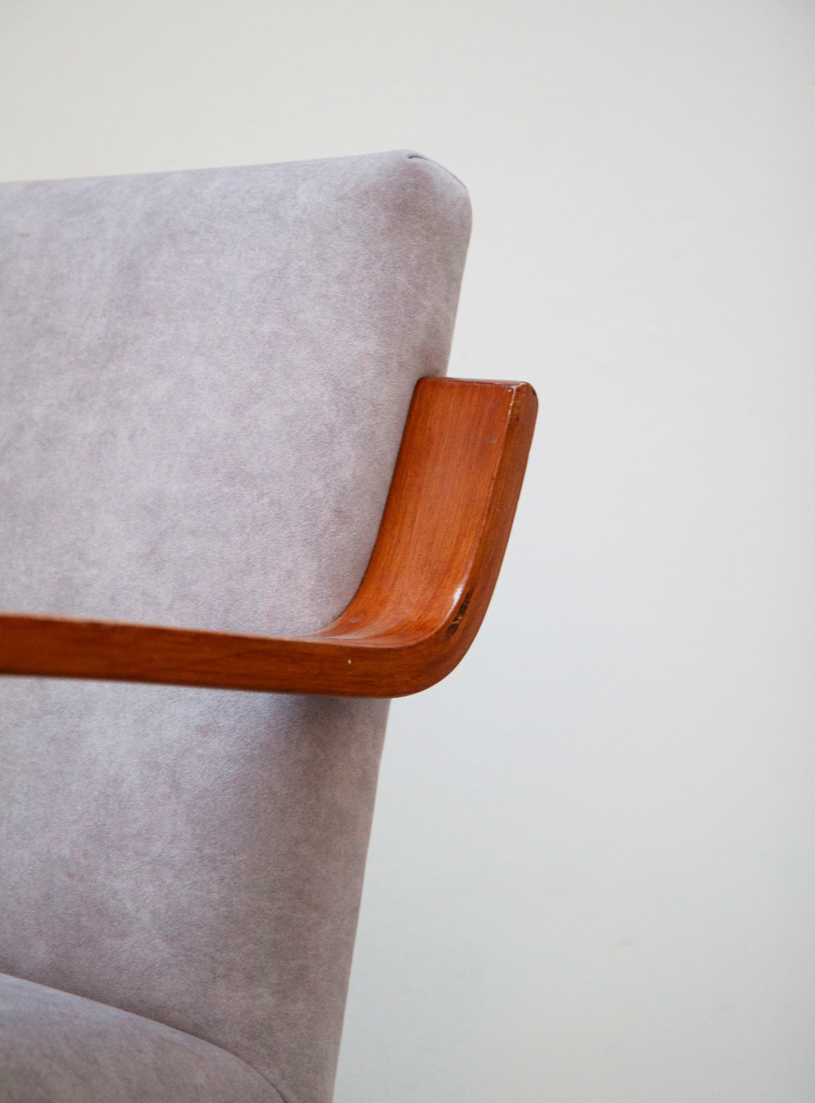 Artek 402 "Atelje" Lounge Chair by Alvar Aalto (Grey) - Image 32