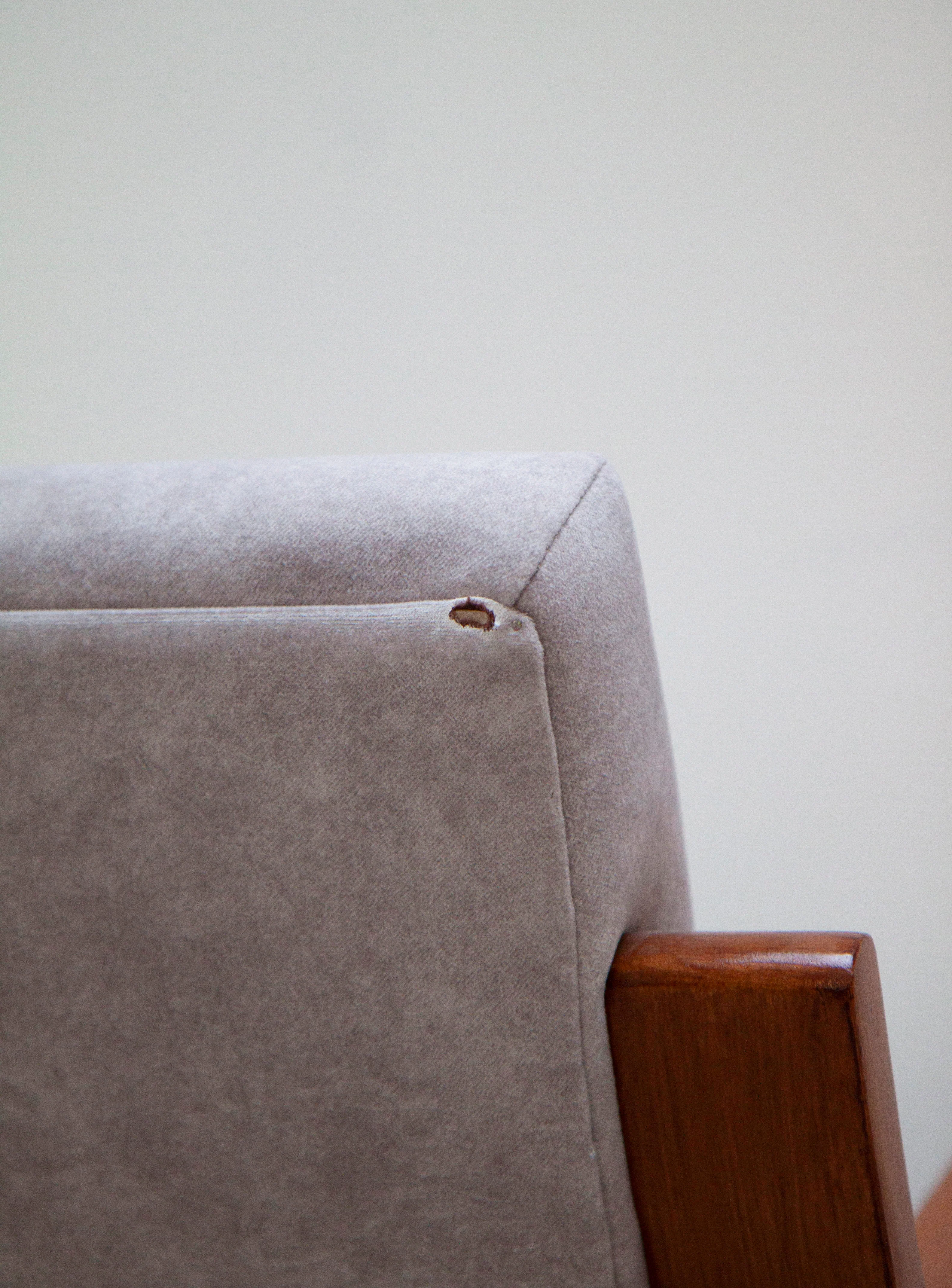 Artek 402 "Atelje" Lounge Chair by Alvar Aalto (Grey) - Image 35