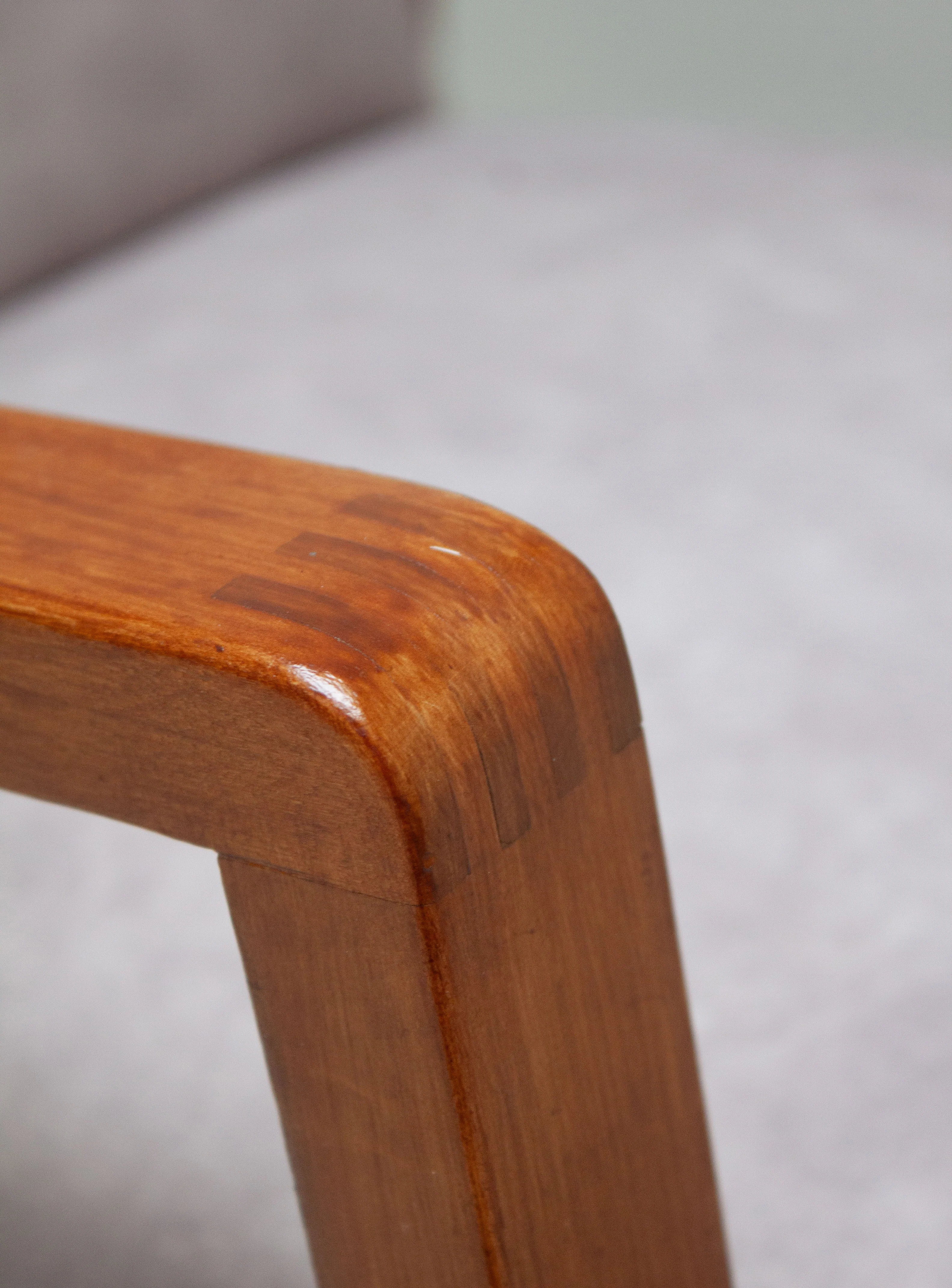 Artek 404 Hallway Chair by Alvar Aalto (Grey) - Image 14