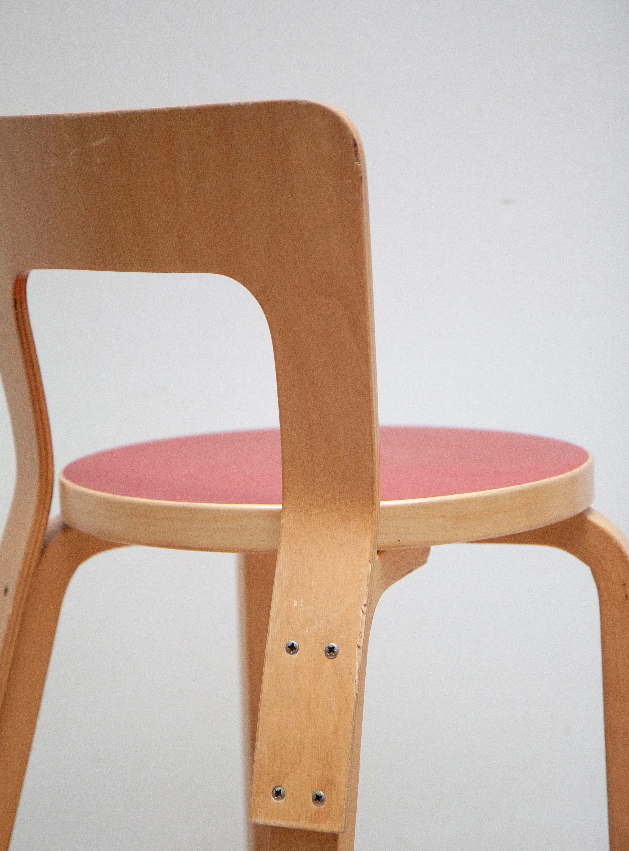 Artek 65 Chair by Alvar Aalto (Red) - Image 14