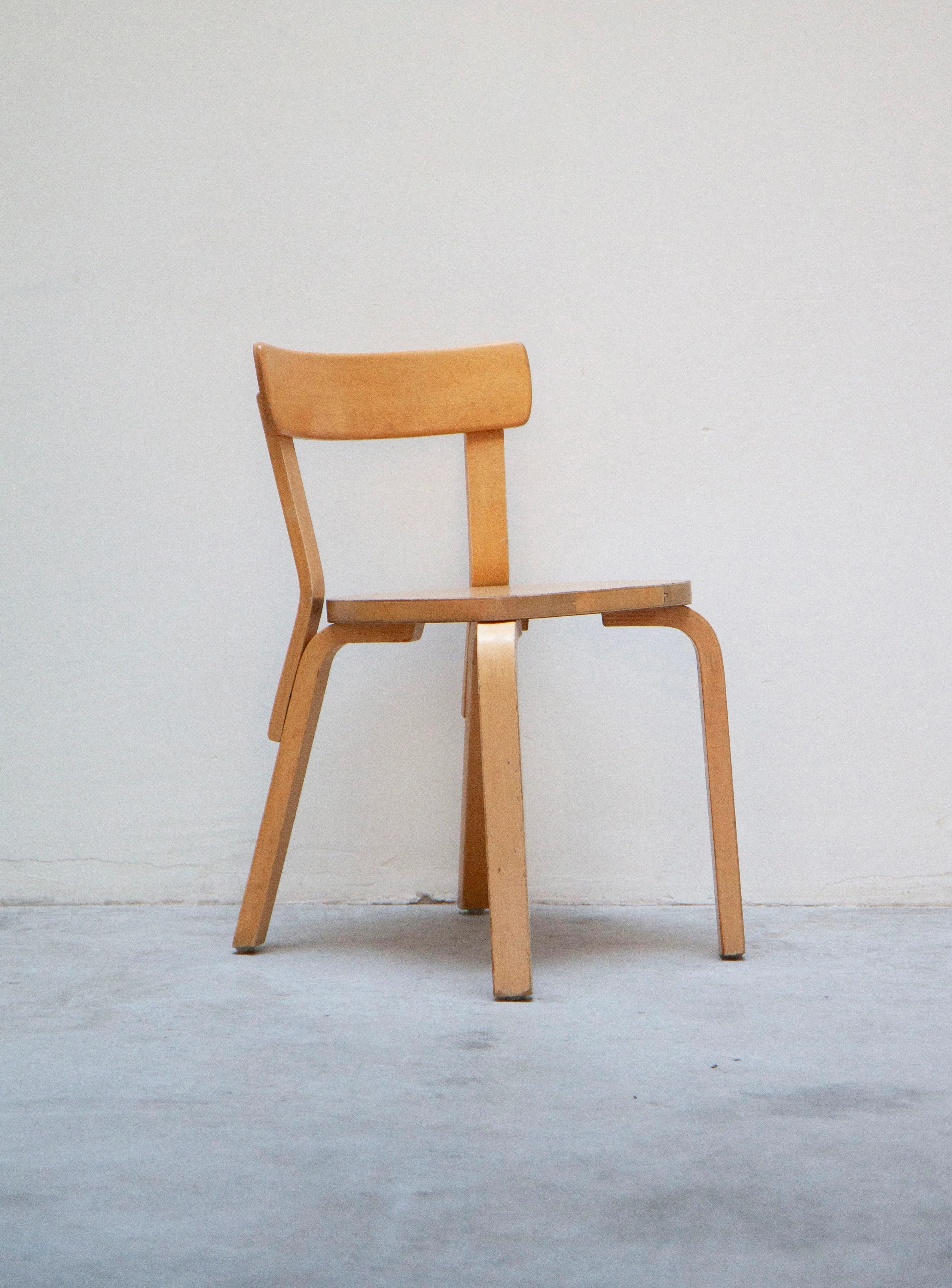 Artek 69 Chair by Alvar Aalto (1950s)