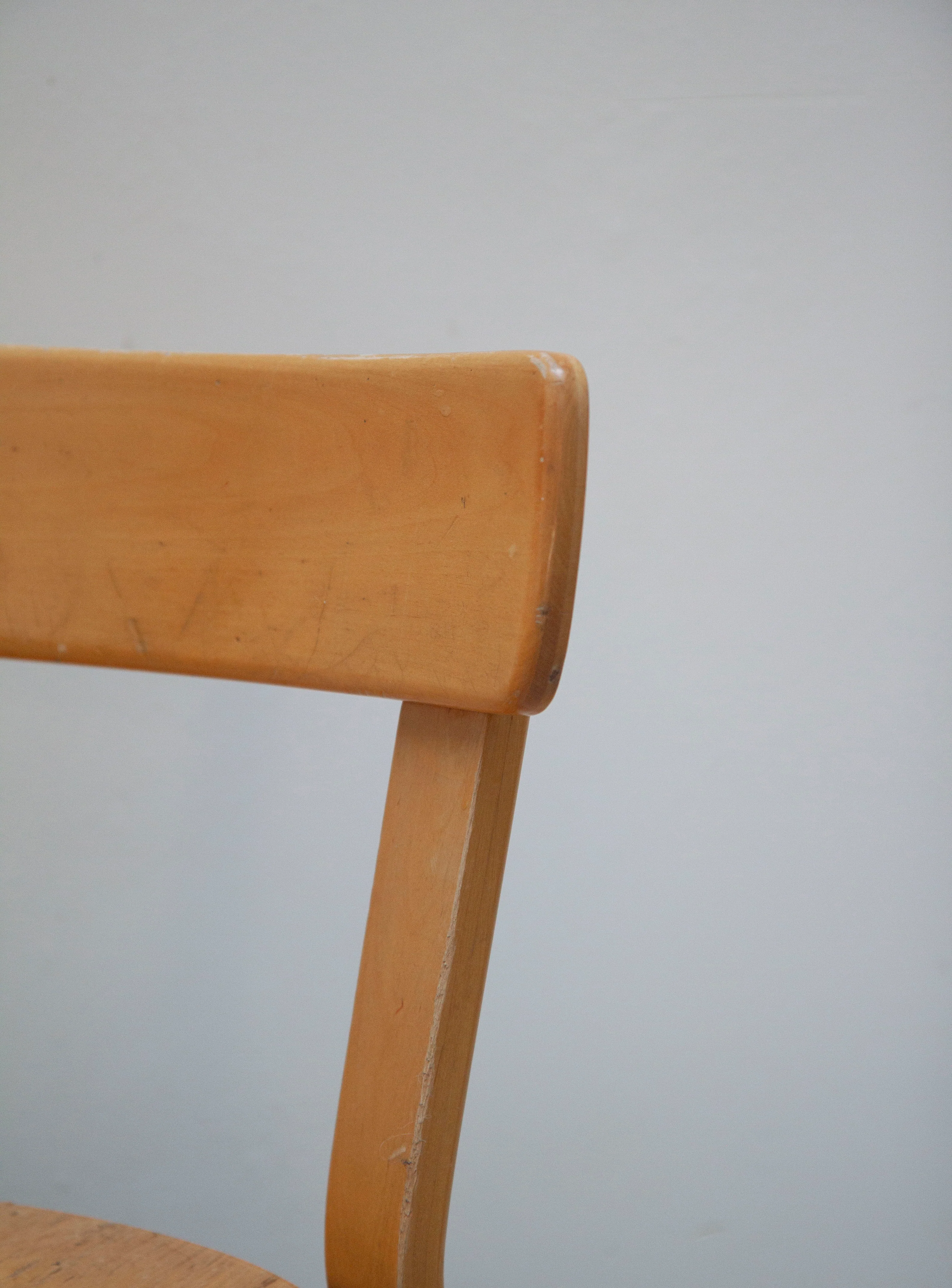 Artek 69 Chair by Alvar Aalto (1950s) - Image 17