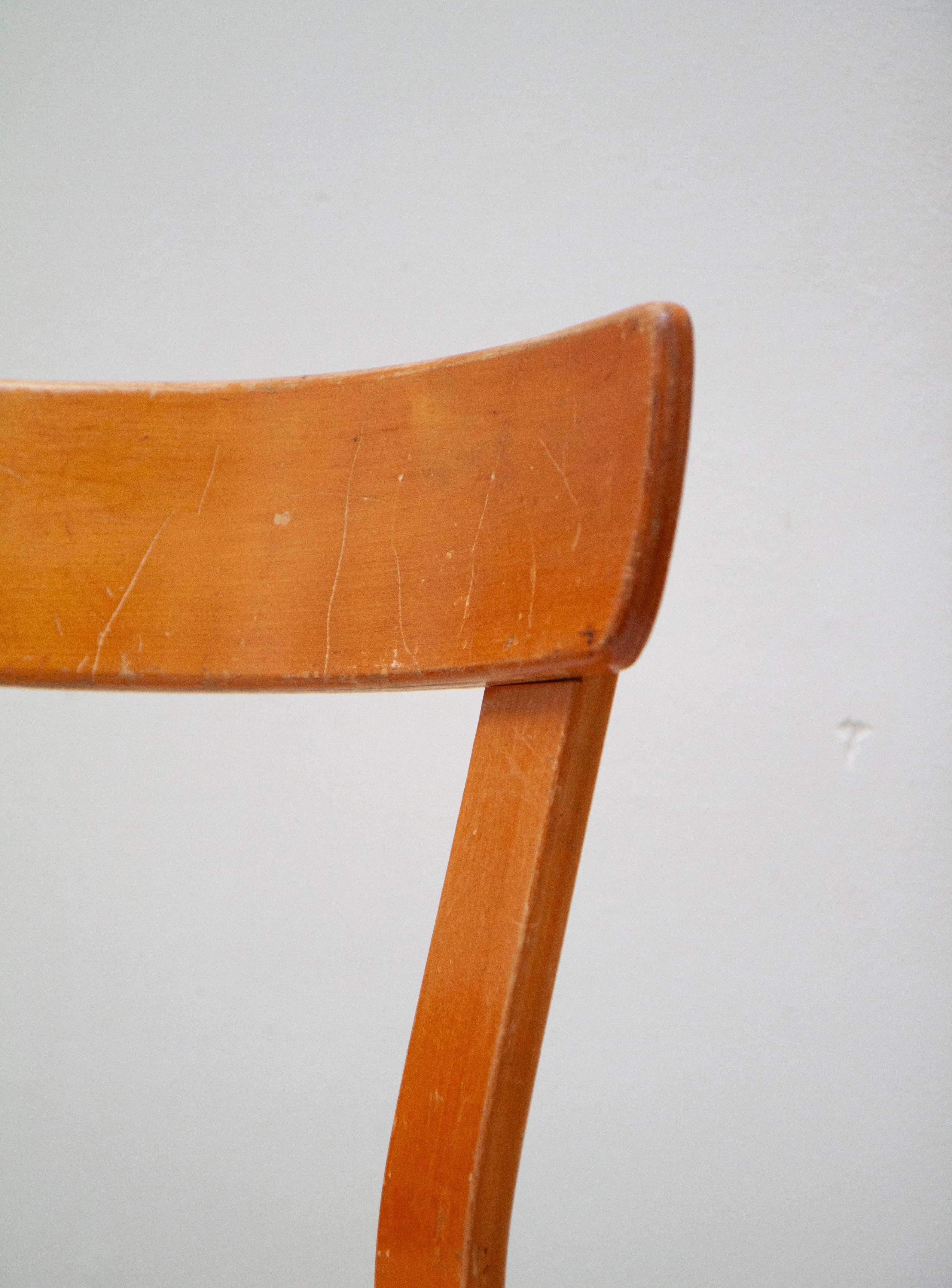 Artek 69 Chair by Alvar Aalto (Niinikangas) - Image 10