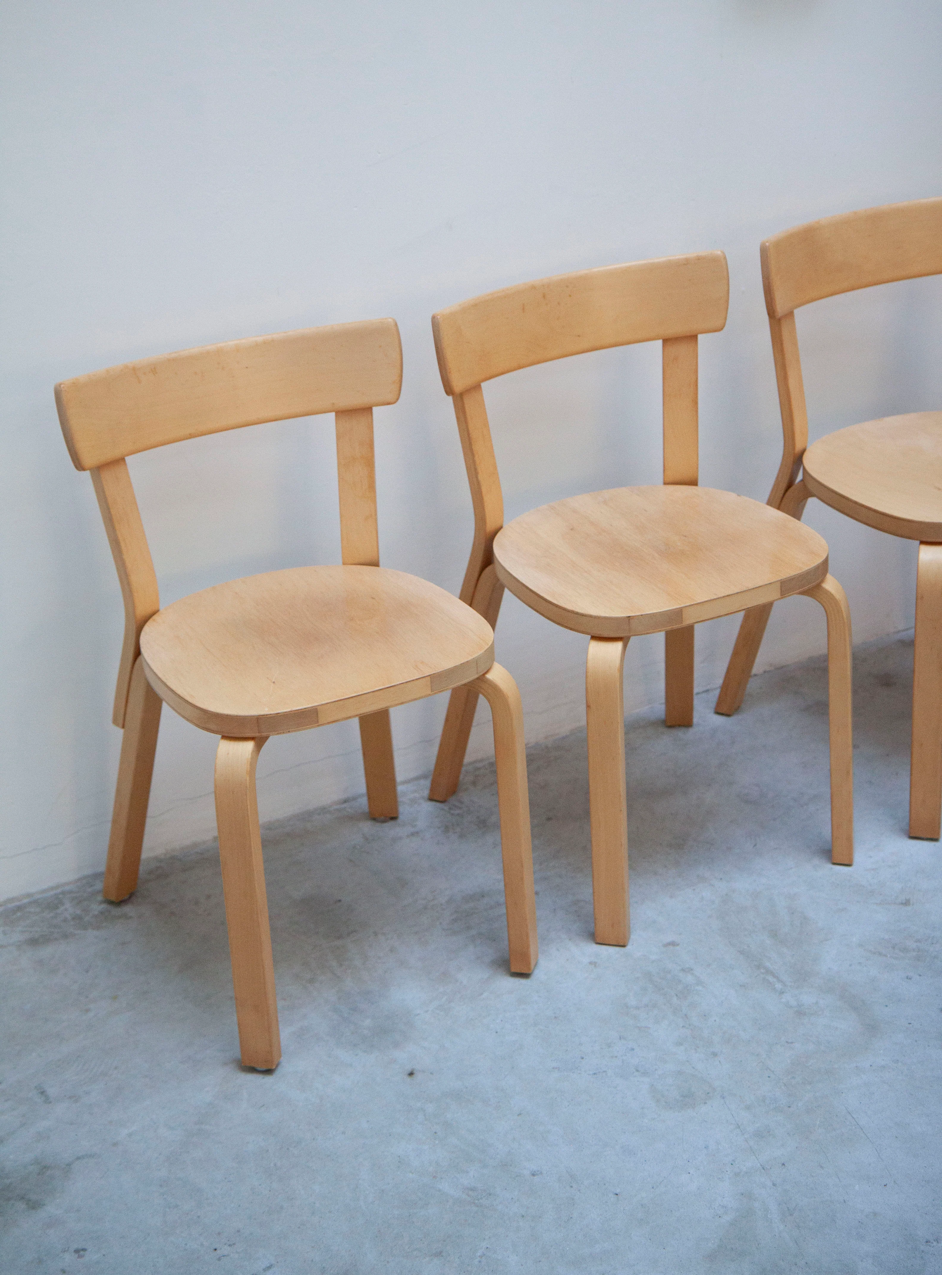 Artek 69 Dining Chair by Alvar Aalto (Birch) - Image 17