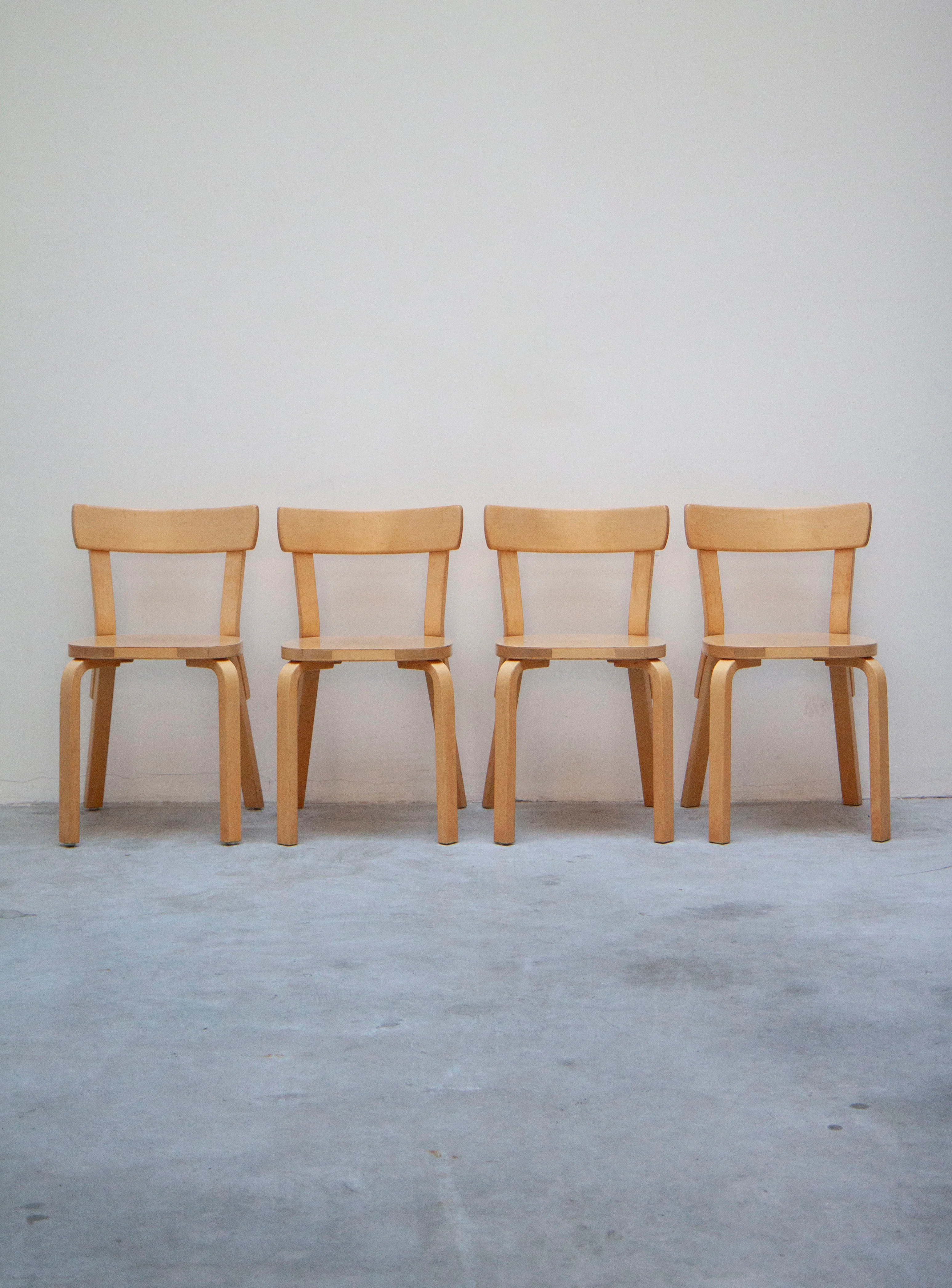 Artek 69 Dining Chair by Alvar Aalto (Birch) - Image 2