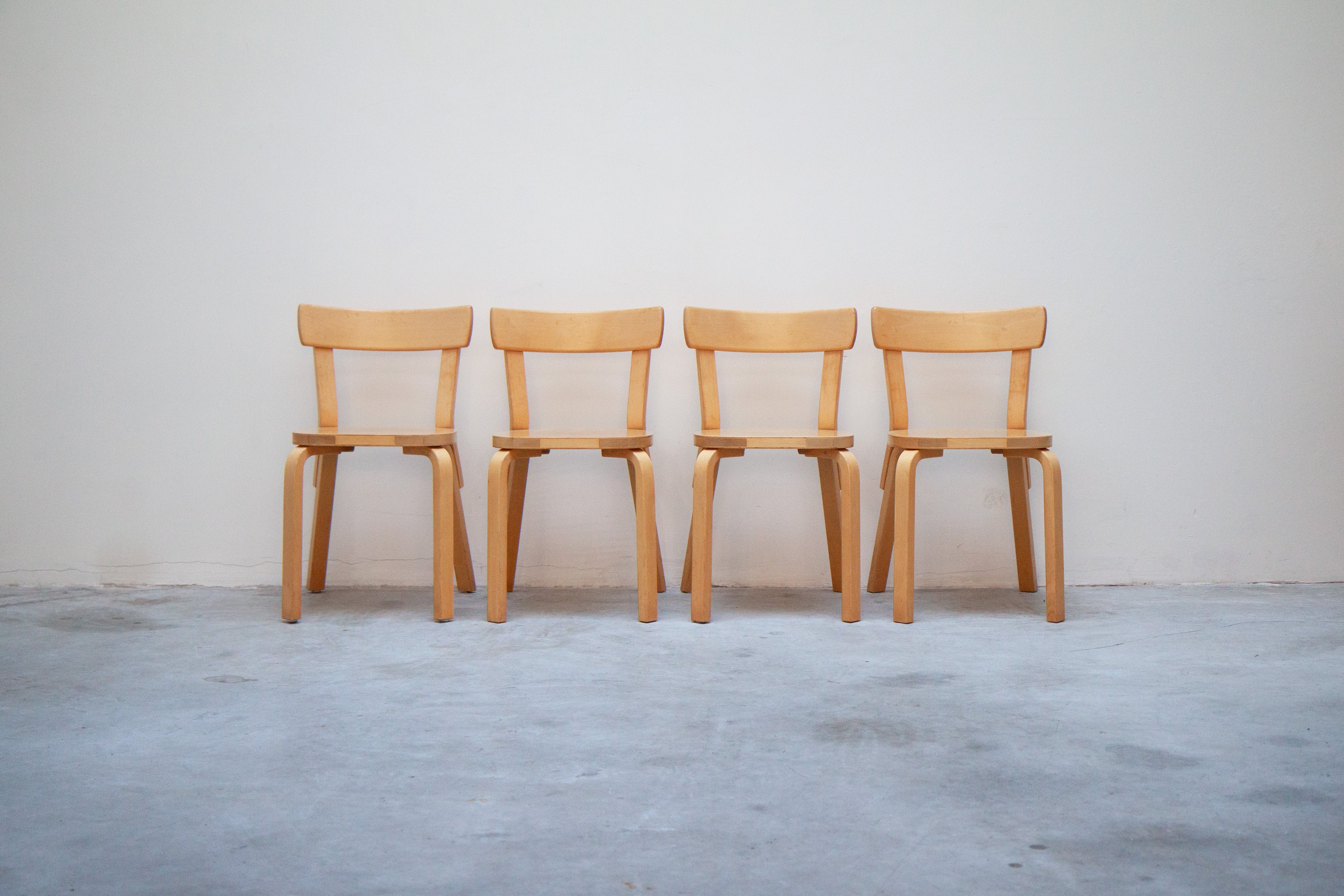 Artek 69 Dining Chair by Alvar Aalto (Birch) - Image 3