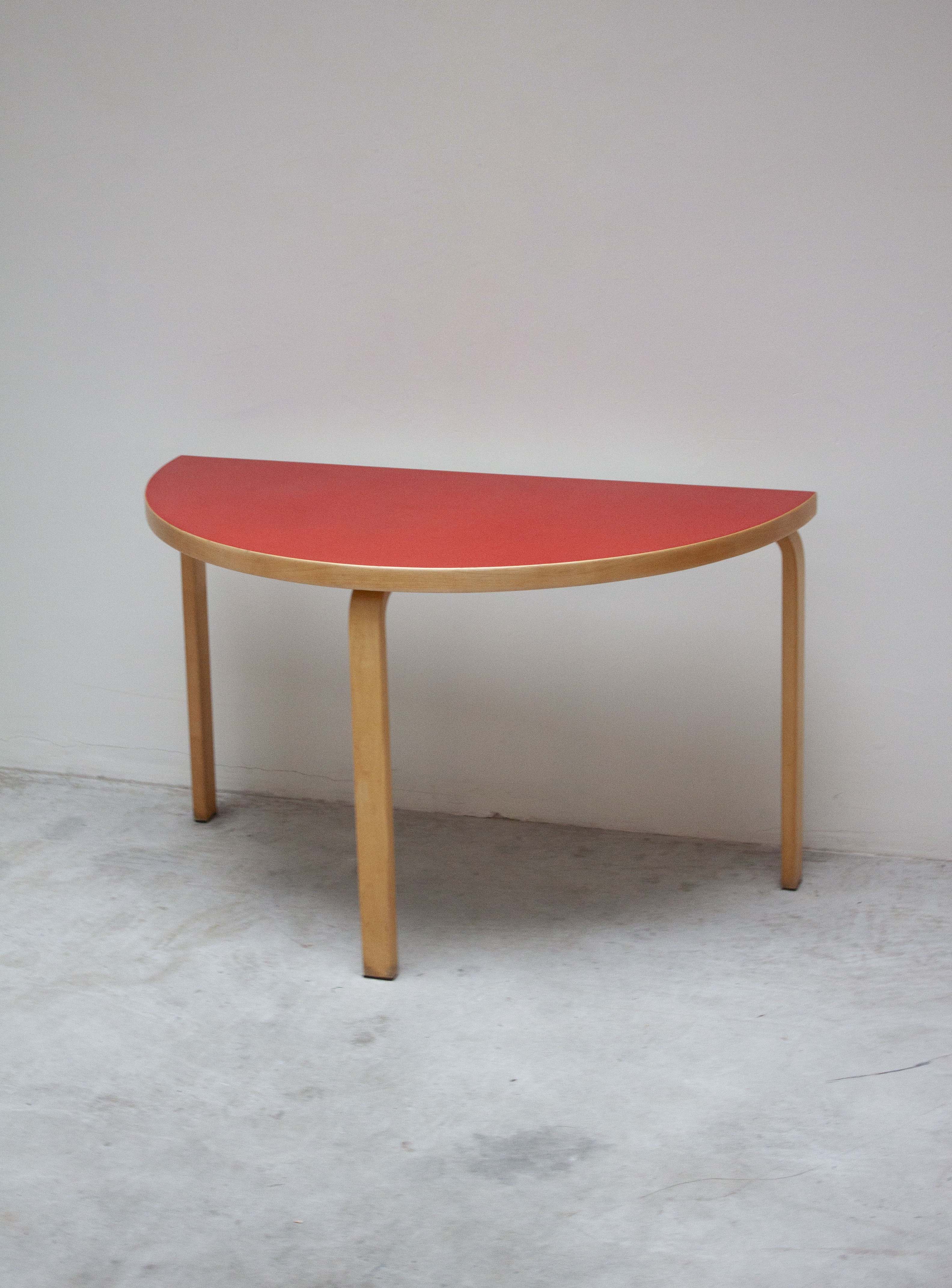 Artek 95 Half Round Dining Table by Alvar Aalto (Red) - Image 4