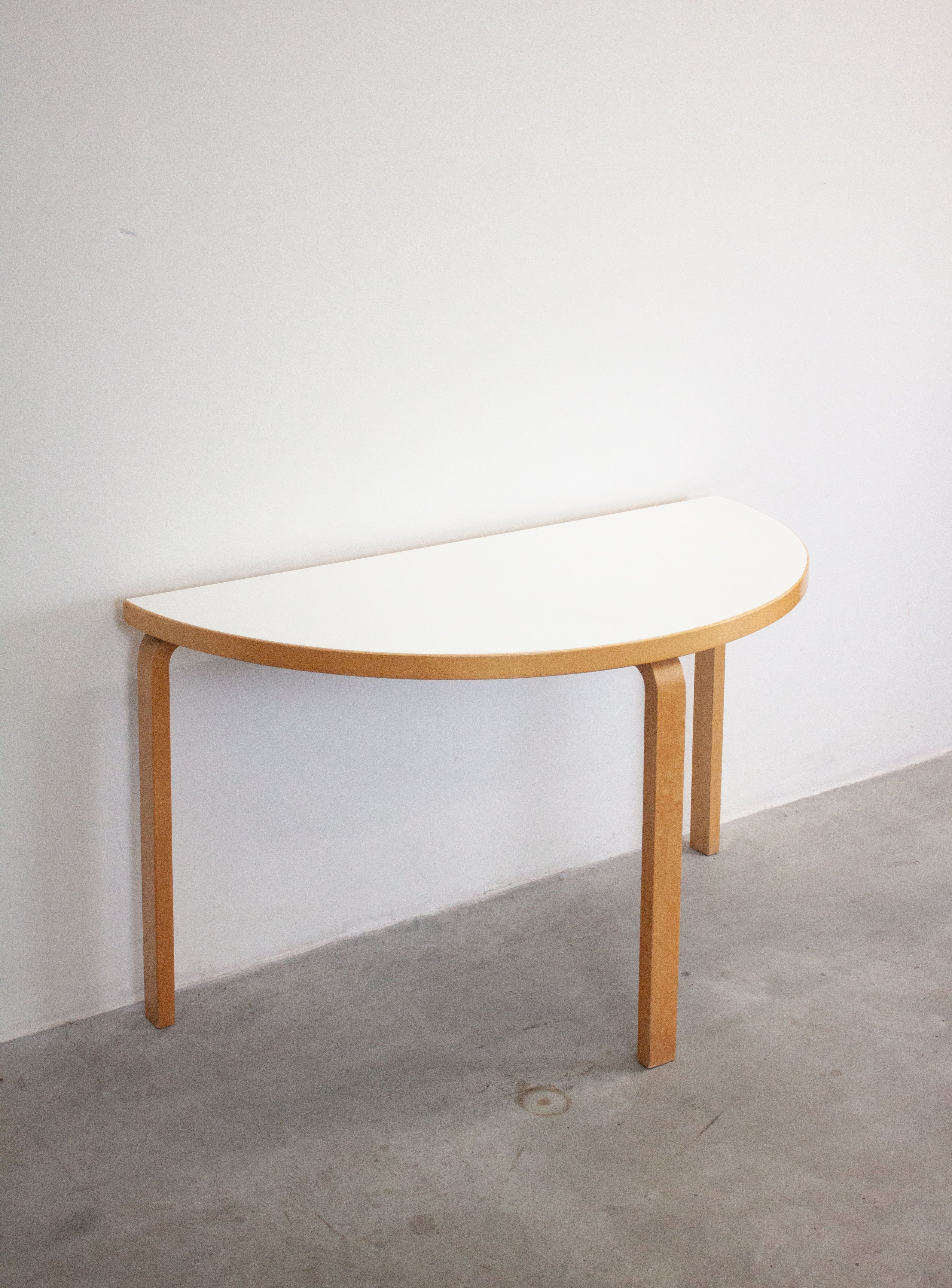 Artek Model 95 Half Round Dining Table by Alvar Aalto (White) - Image 2