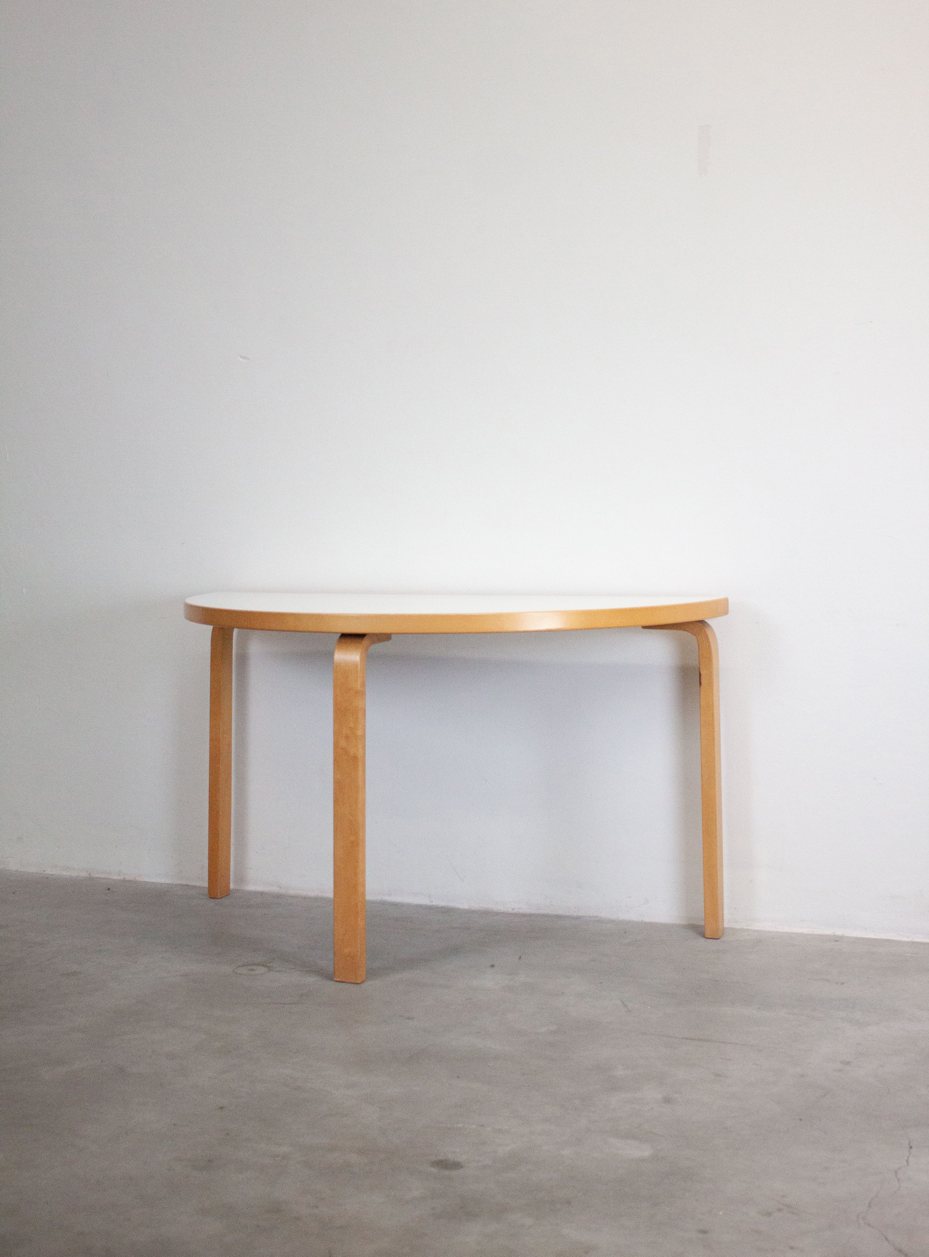 Artek Model 95 Half Round Dining Table by Alvar Aalto (White) - Image 6