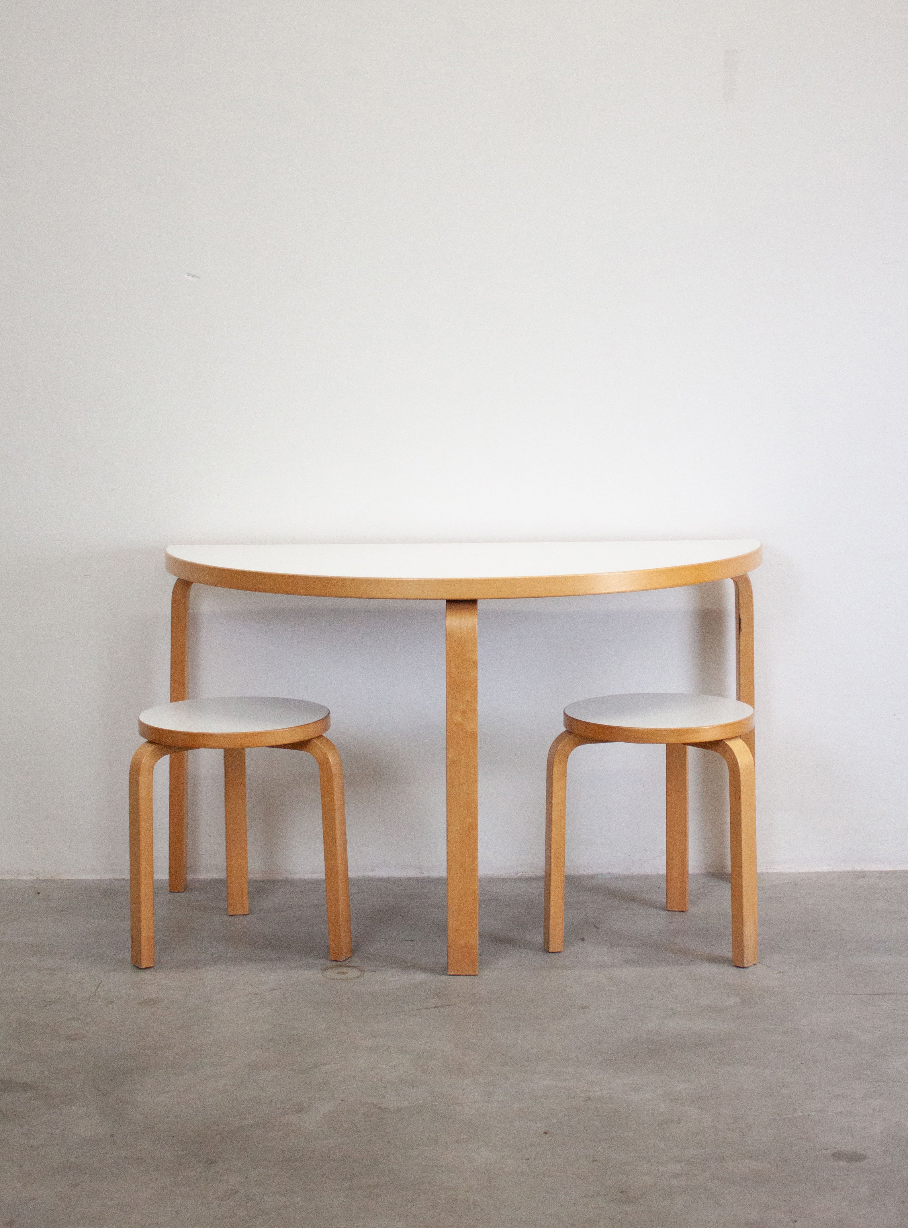 Artek Model 95 Half Round Dining Table by Alvar Aalto (White) - Image 7