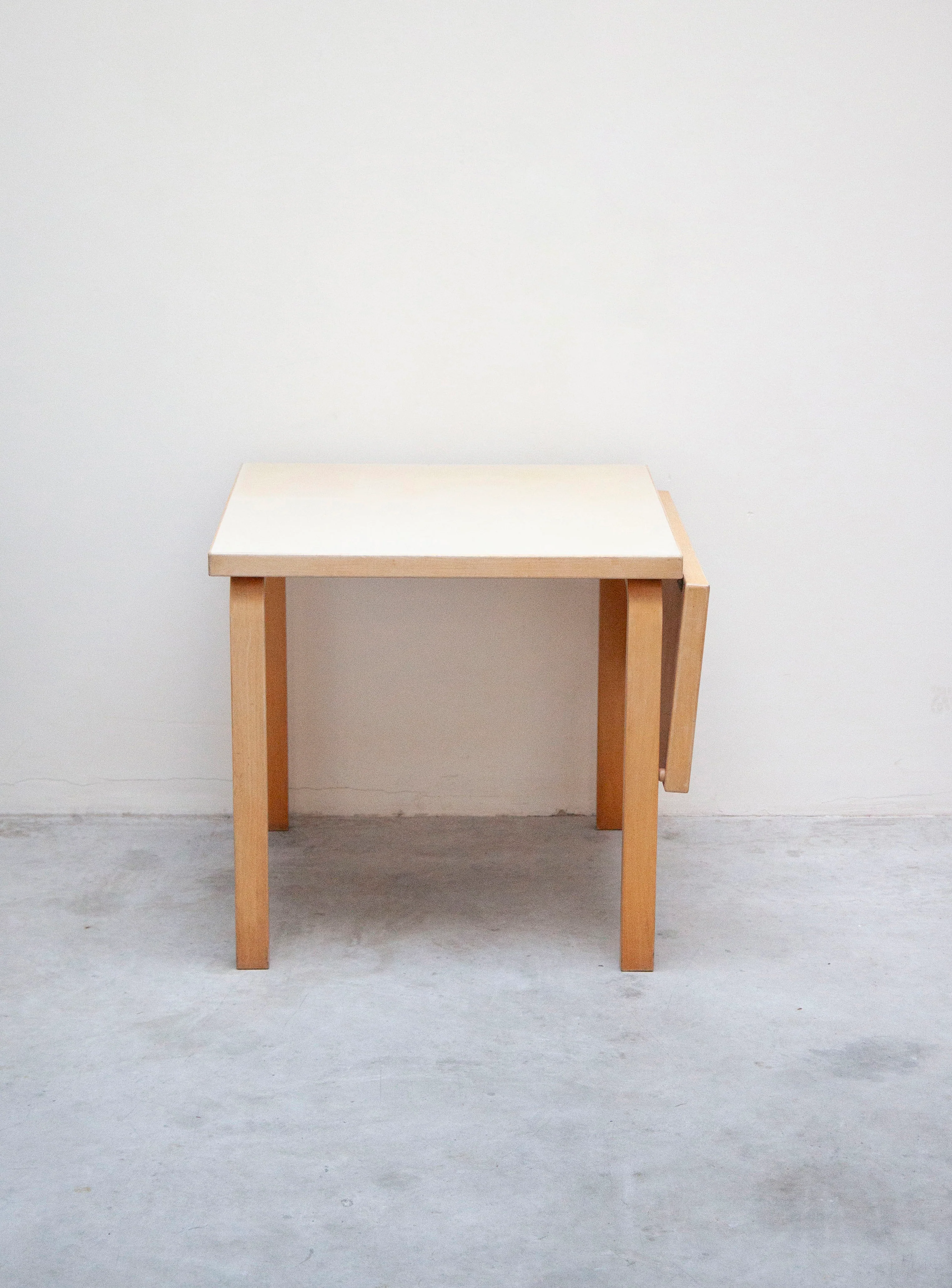 Artek DL81C Drop Leaf Table by Alvar Aalto (Butter) - Image 17