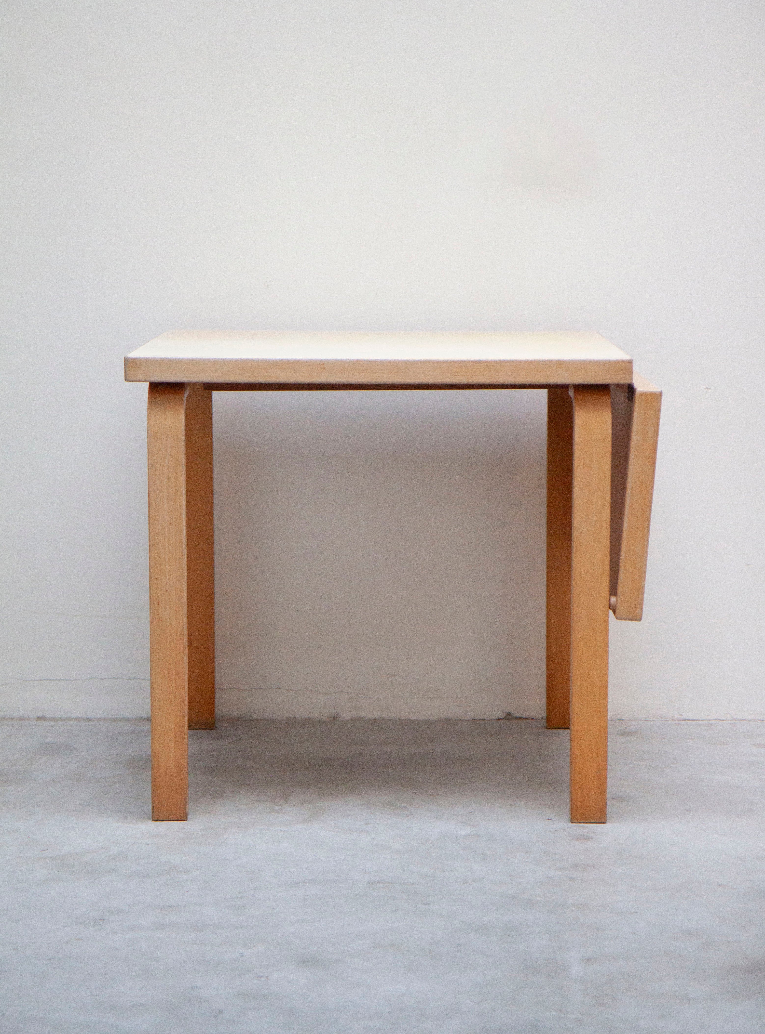 Artek DL81C Drop Leaf Table by Alvar Aalto (Butter) - Image 18