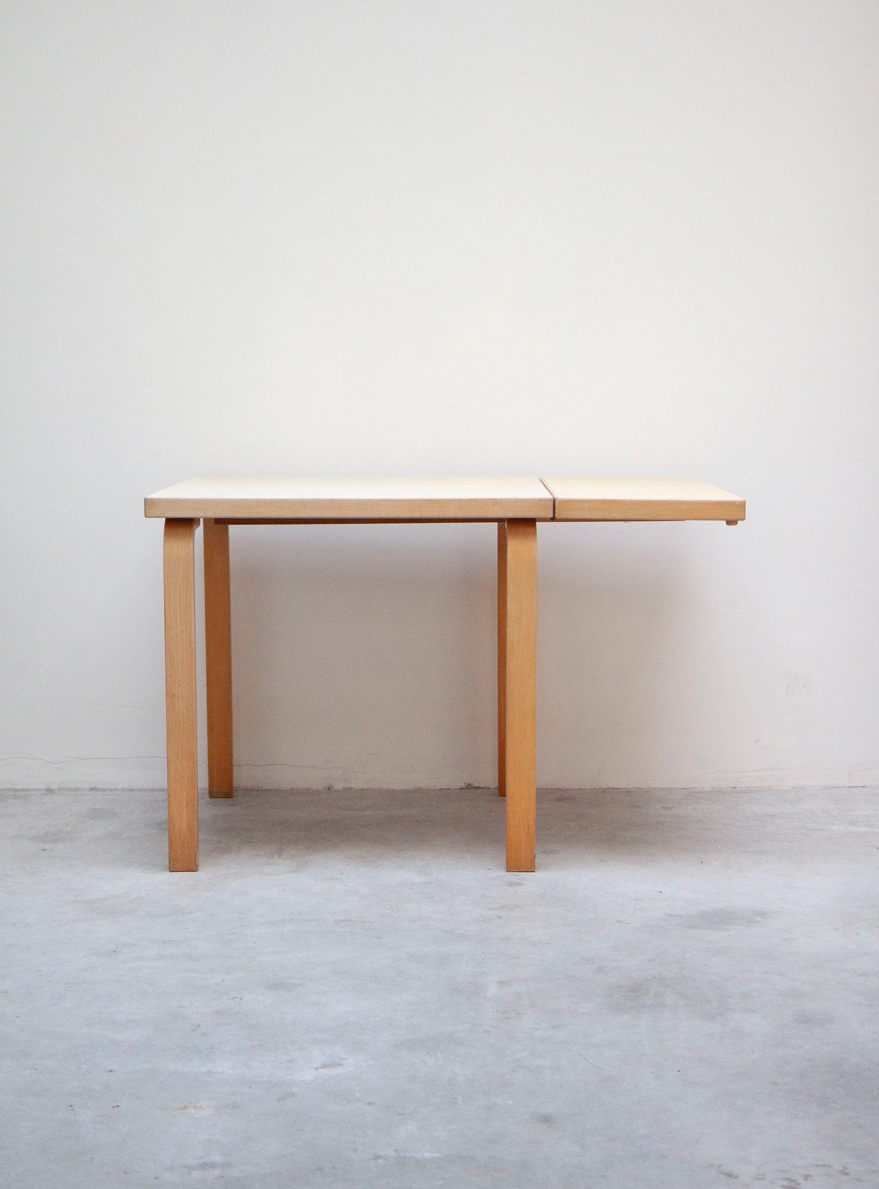 Artek DL81C Drop Leaf Table by Alvar Aalto (Butter) - Image 20