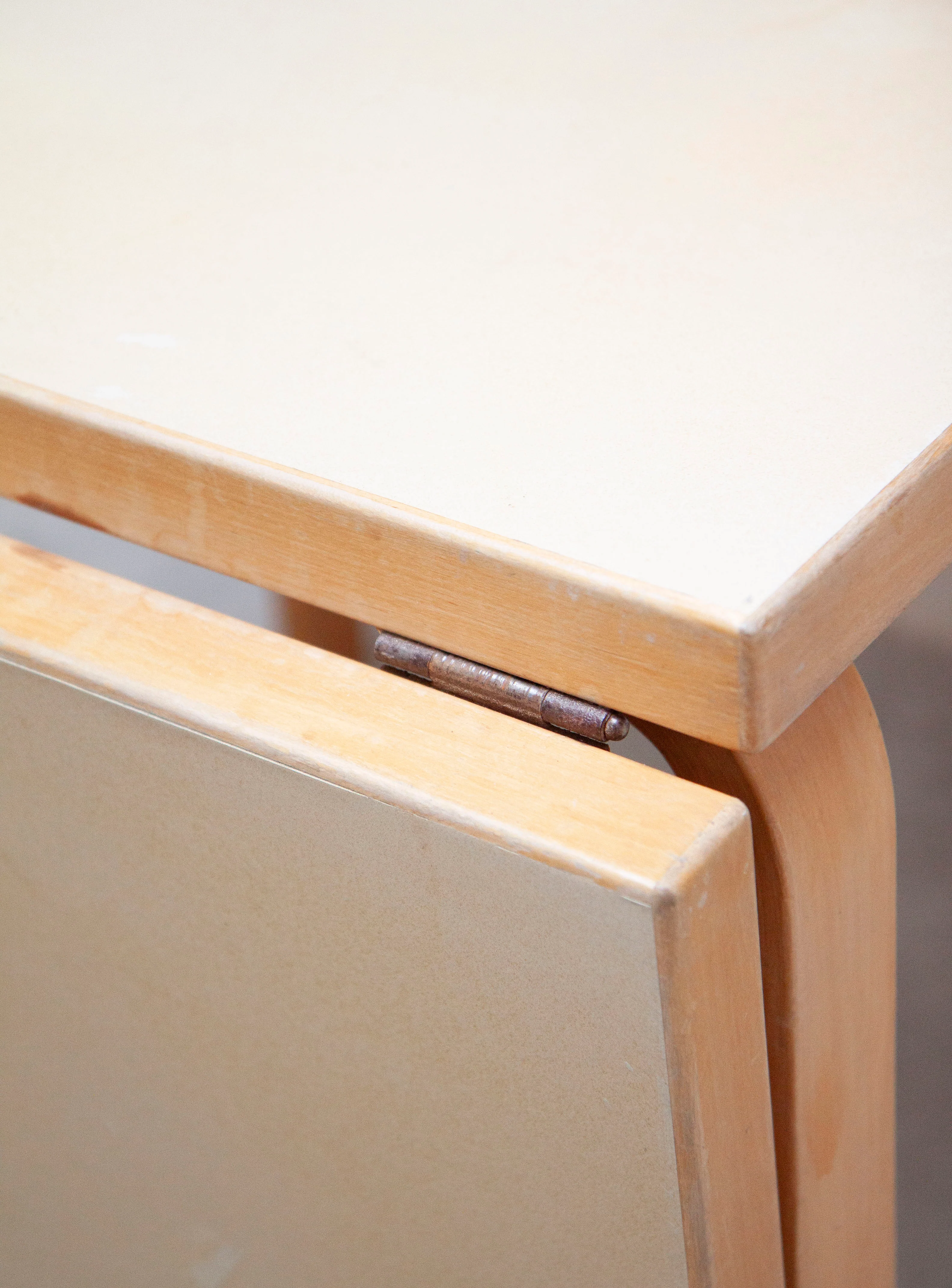 Artek DL81C Drop Leaf Table by Alvar Aalto (Butter) - Image 7