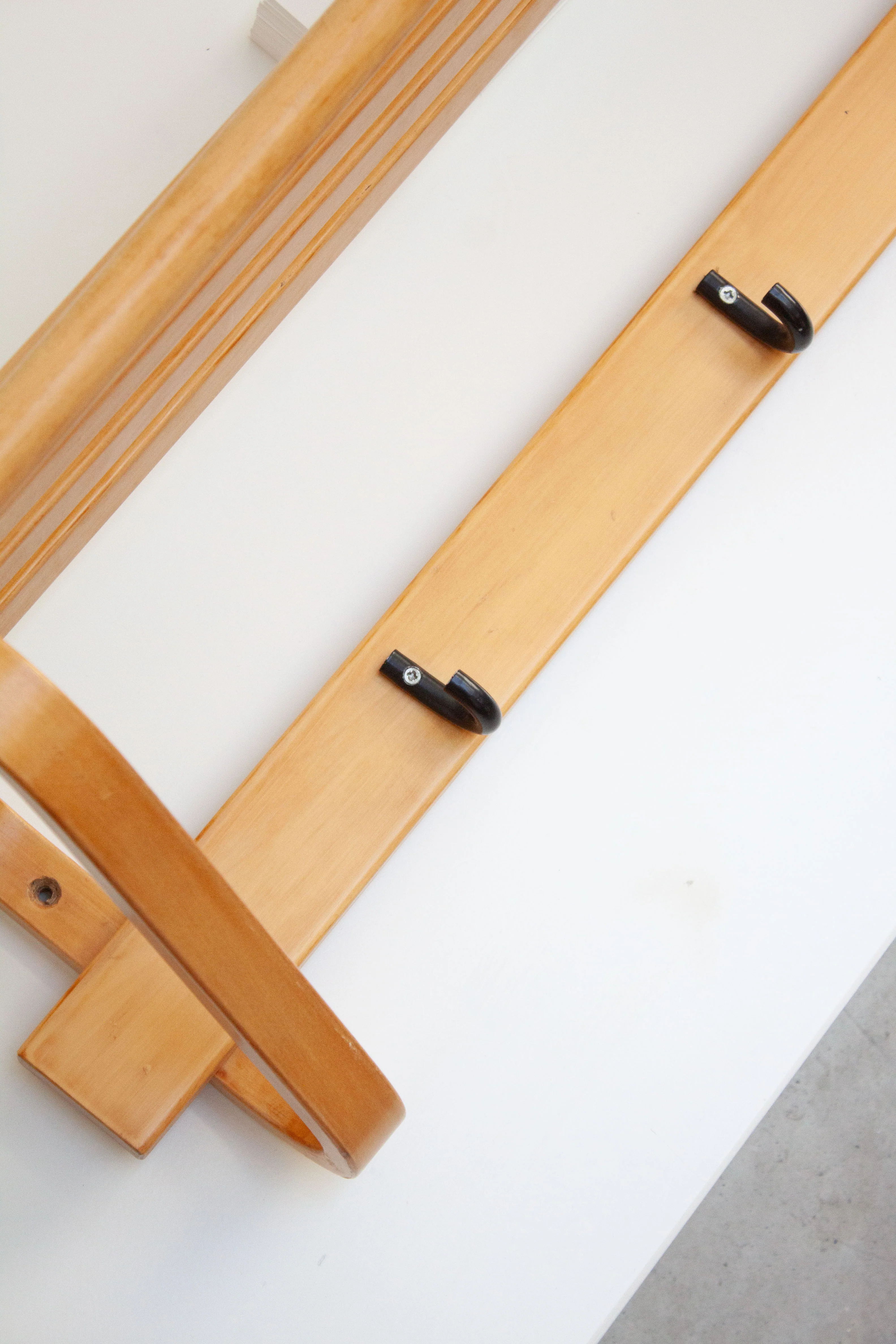 Artek Model 109C Coat Rack by Alvar Aalto - Image 10
