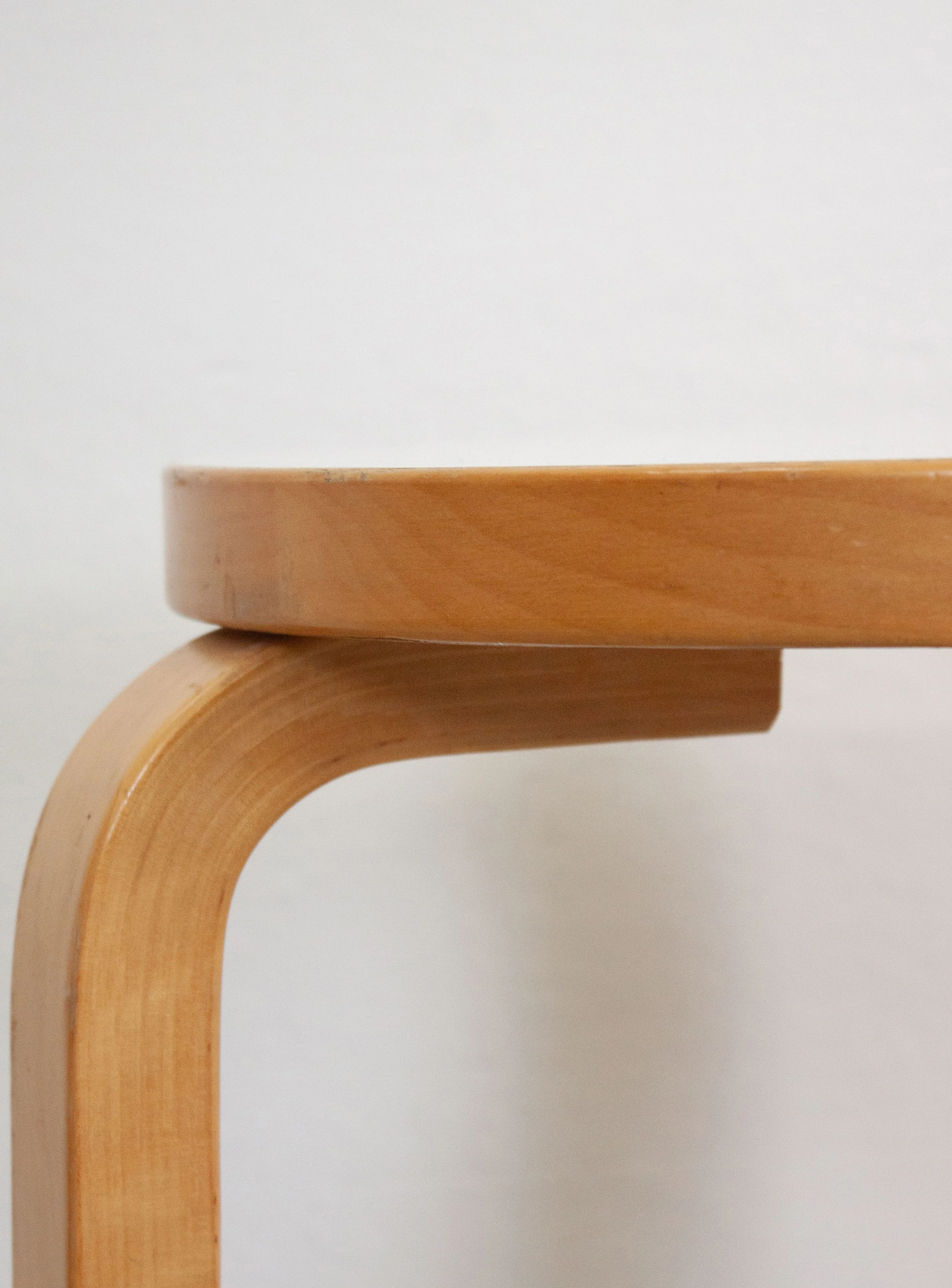 Artek Model 60 Stool by Alvar Aalto (White) - Image 11