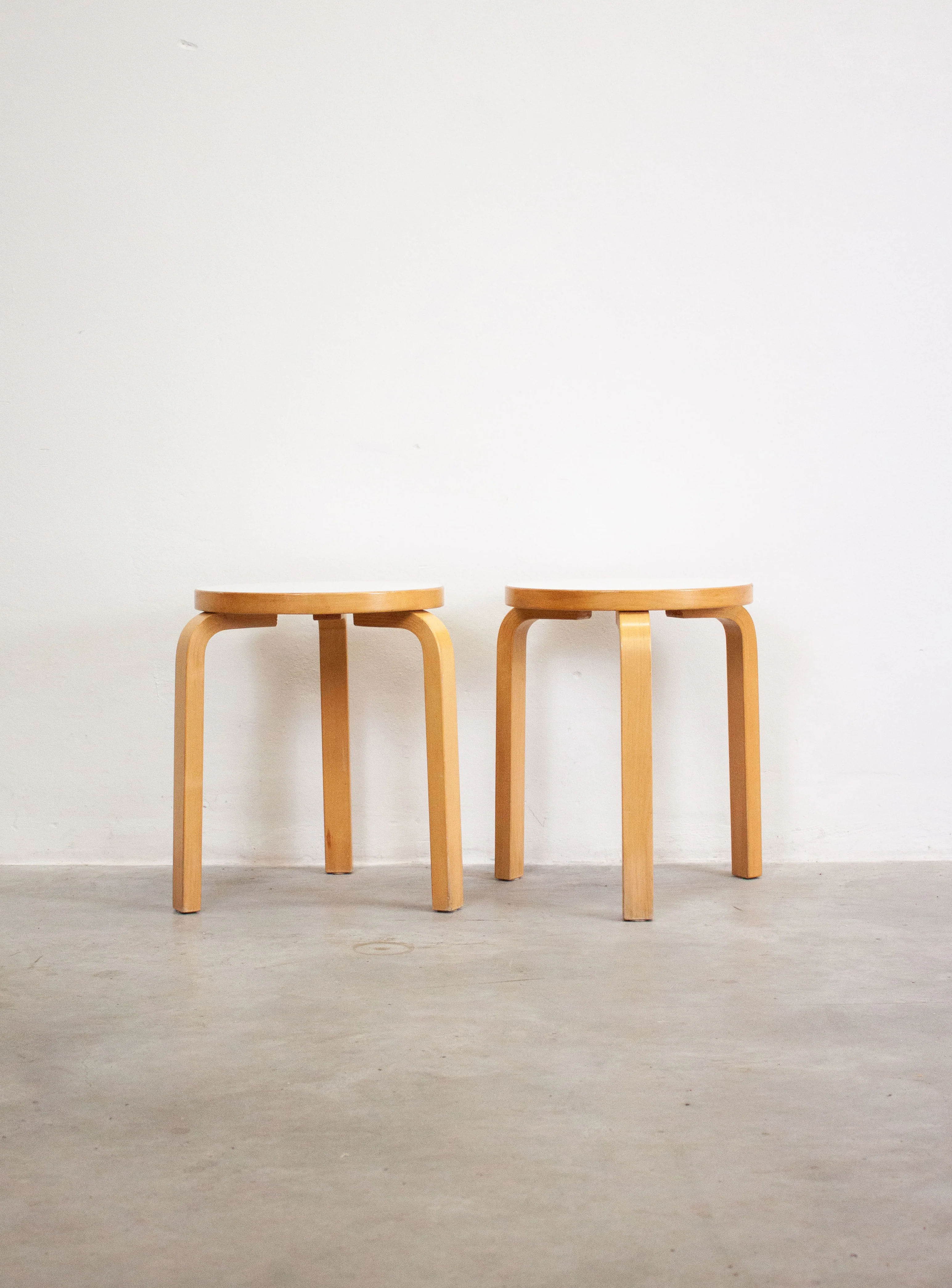Artek Model 60 Stool by Alvar Aalto (White) - Image 19