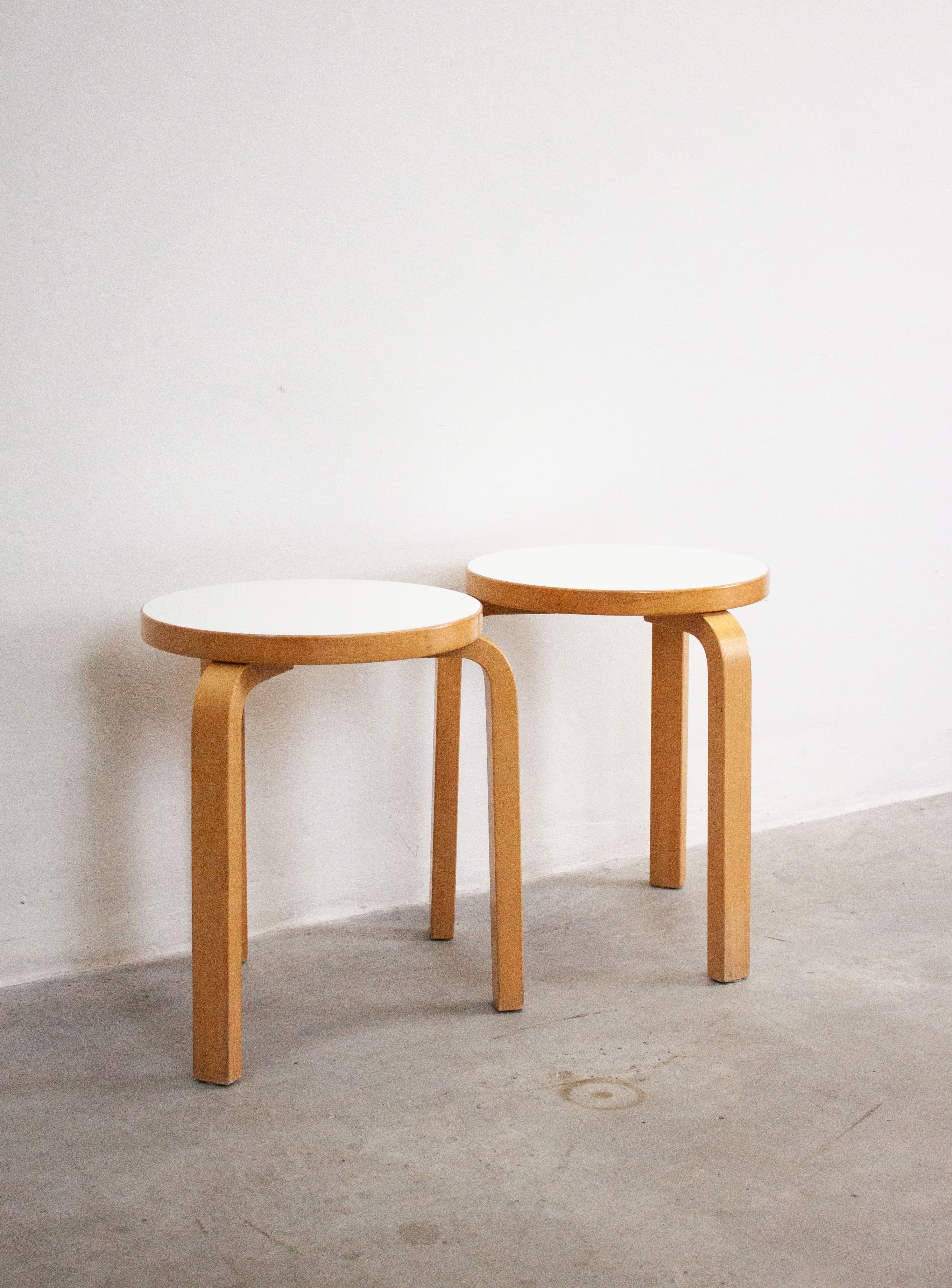 Artek Model 60 Stool by Alvar Aalto (White) - Image 23