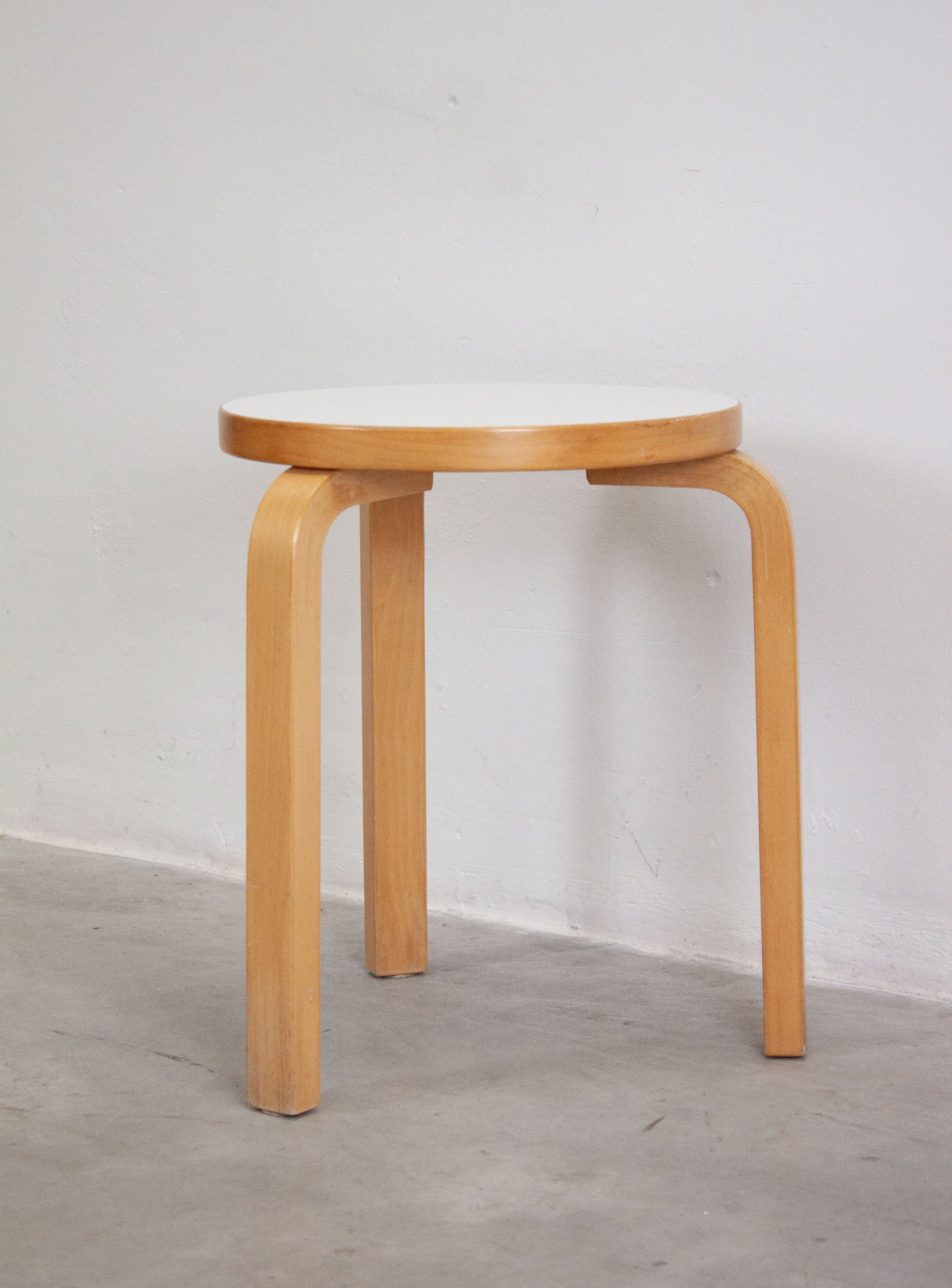 Artek Model 60 Stool by Alvar Aalto (White) - Image 7
