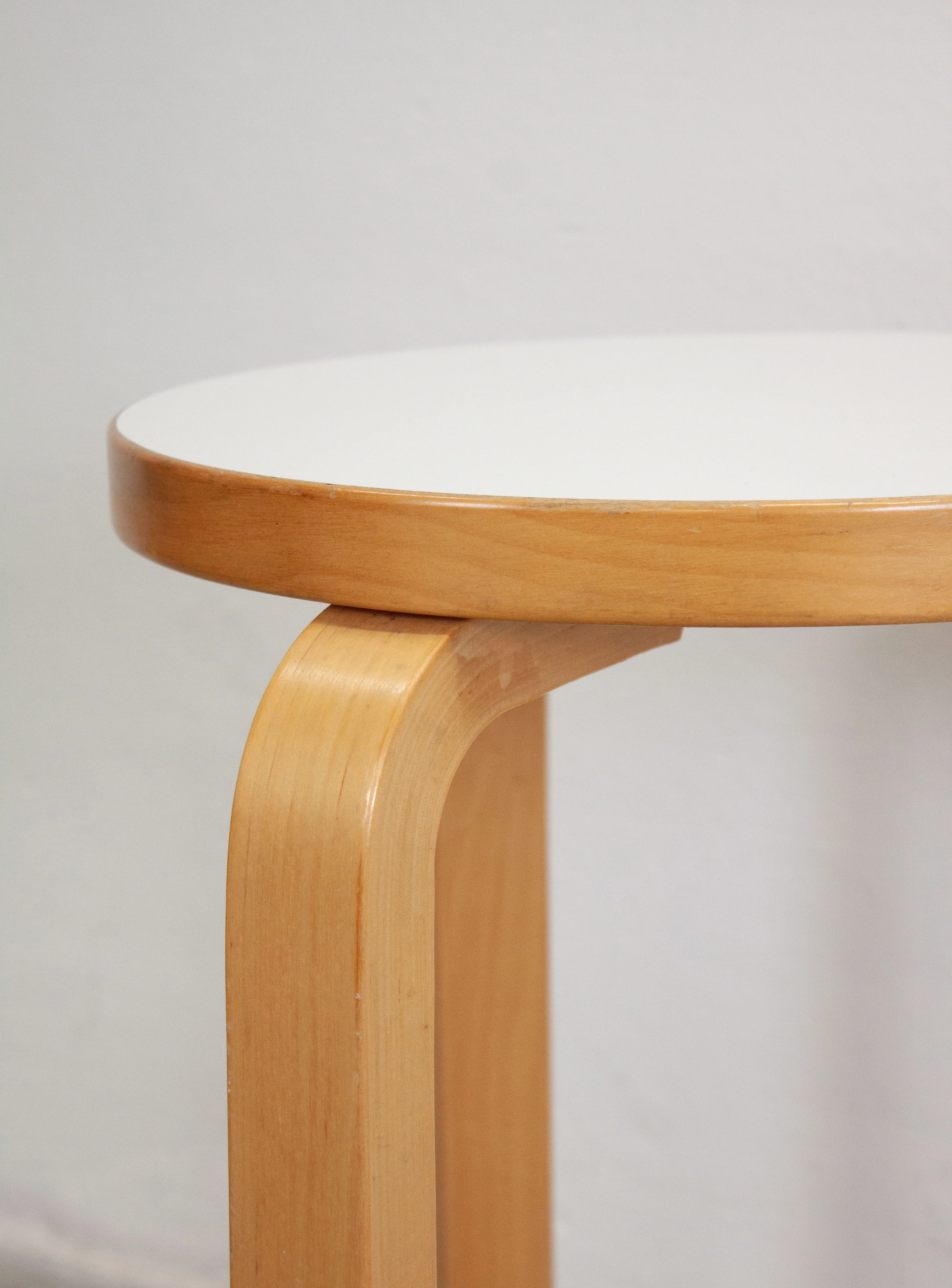 Artek Model 60 Stool by Alvar Aalto (White) - Image 8