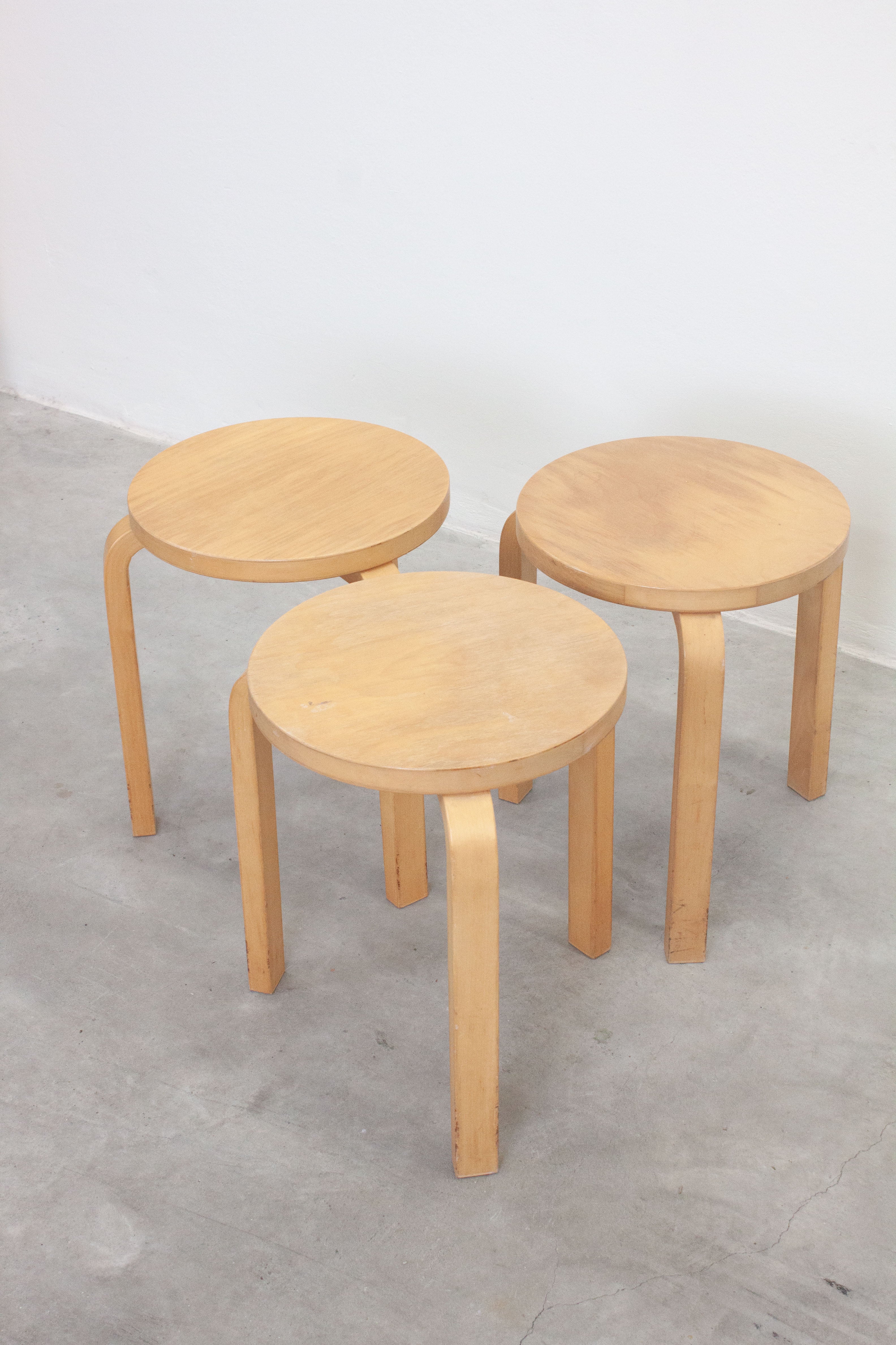 Artek Model 60 Stool by Alvar Aalto - Image 15