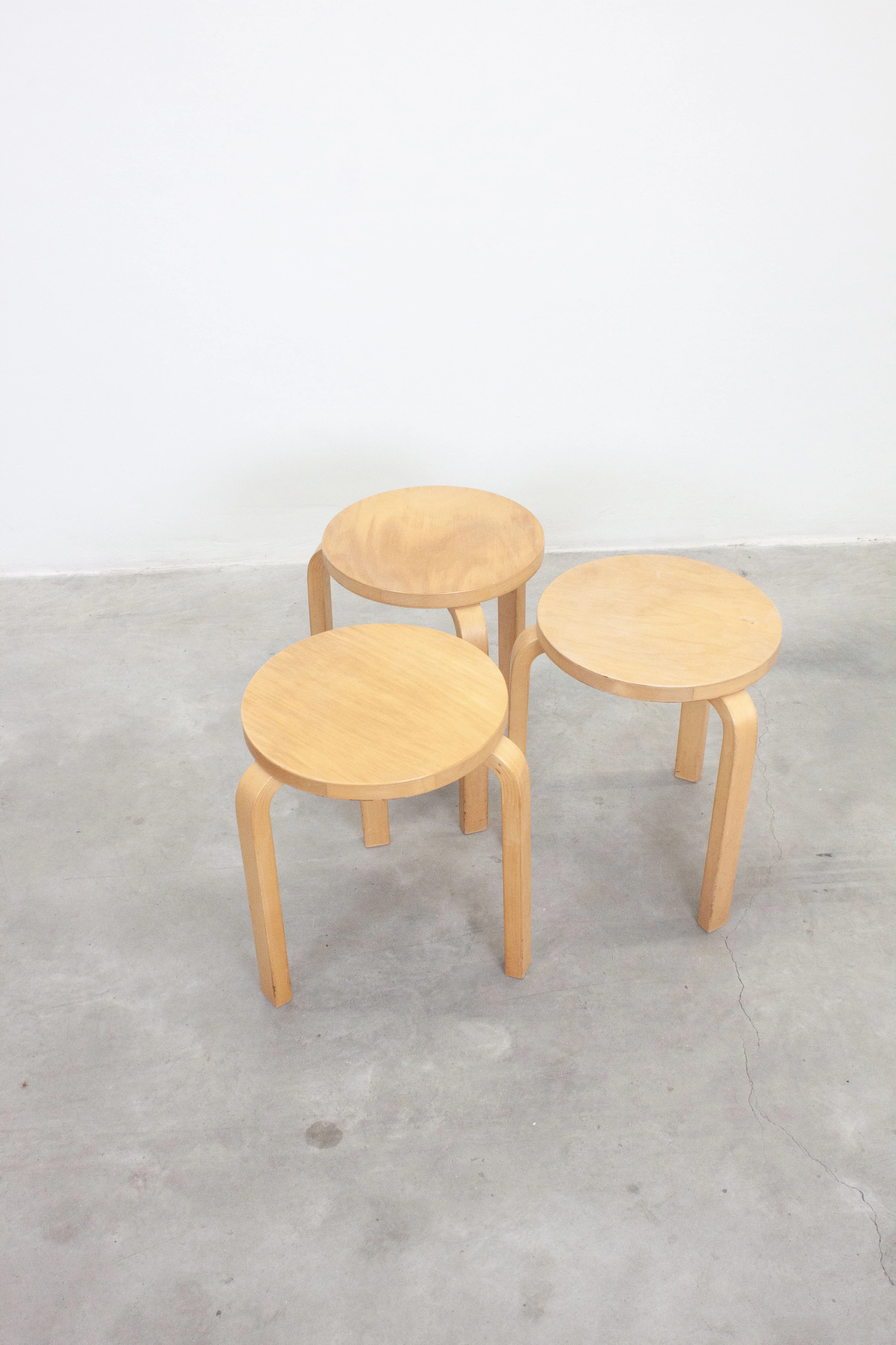 Artek Model 60 Stool by Alvar Aalto - Image 5