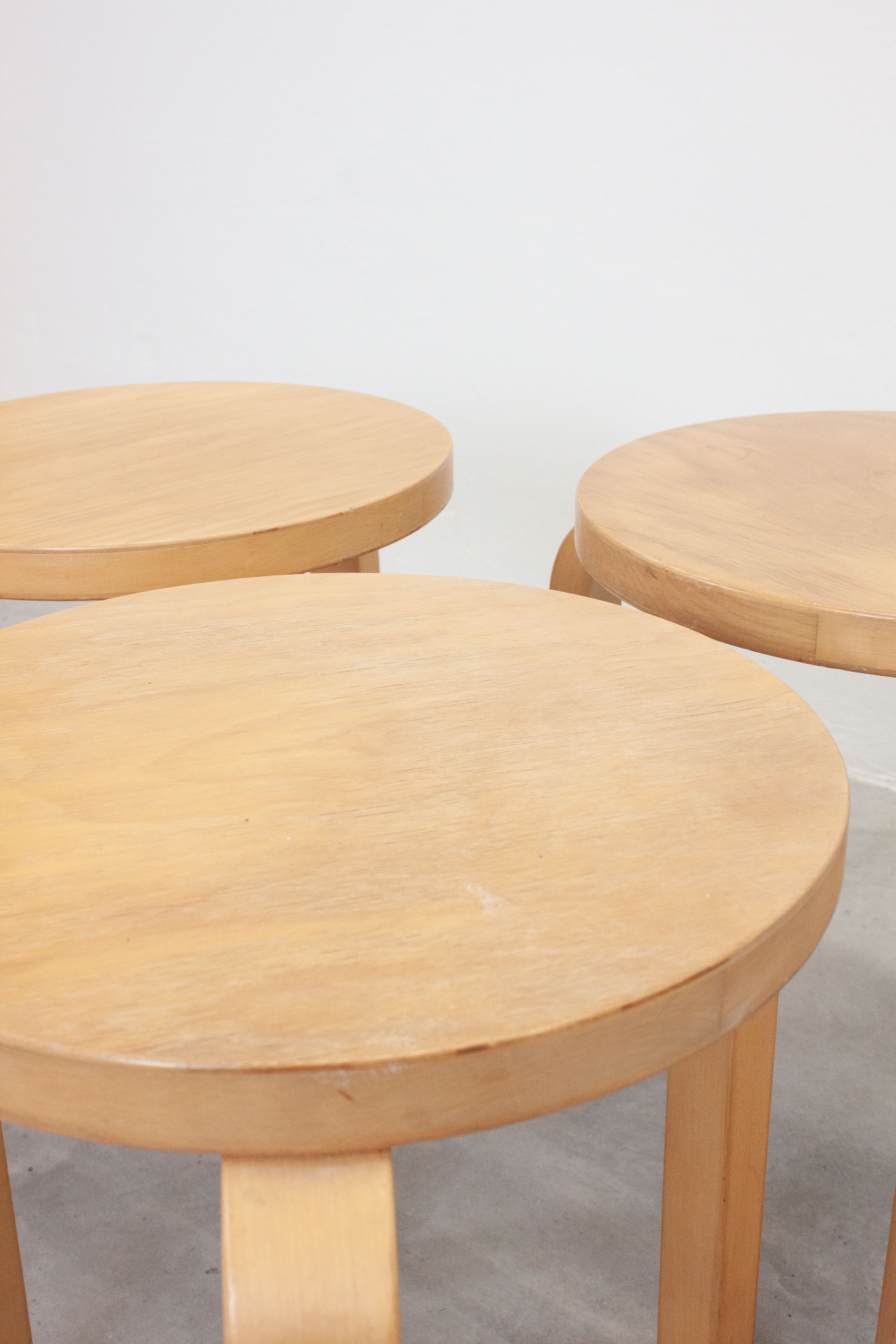 Artek Model 60 Stool by Alvar Aalto - Image 9