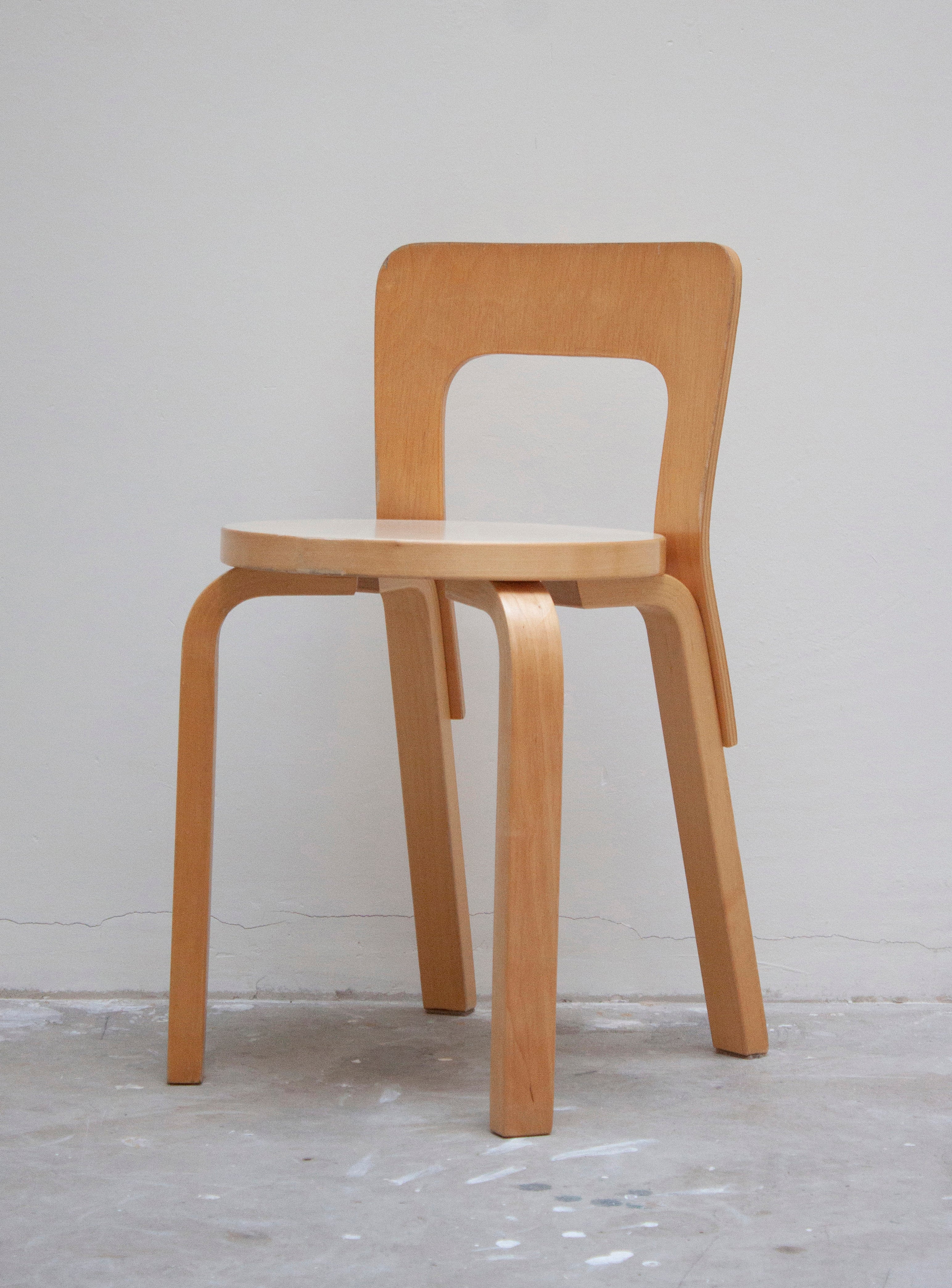 Artek Model 65 Chair by Alvar Aalto (Beige) - Image 10