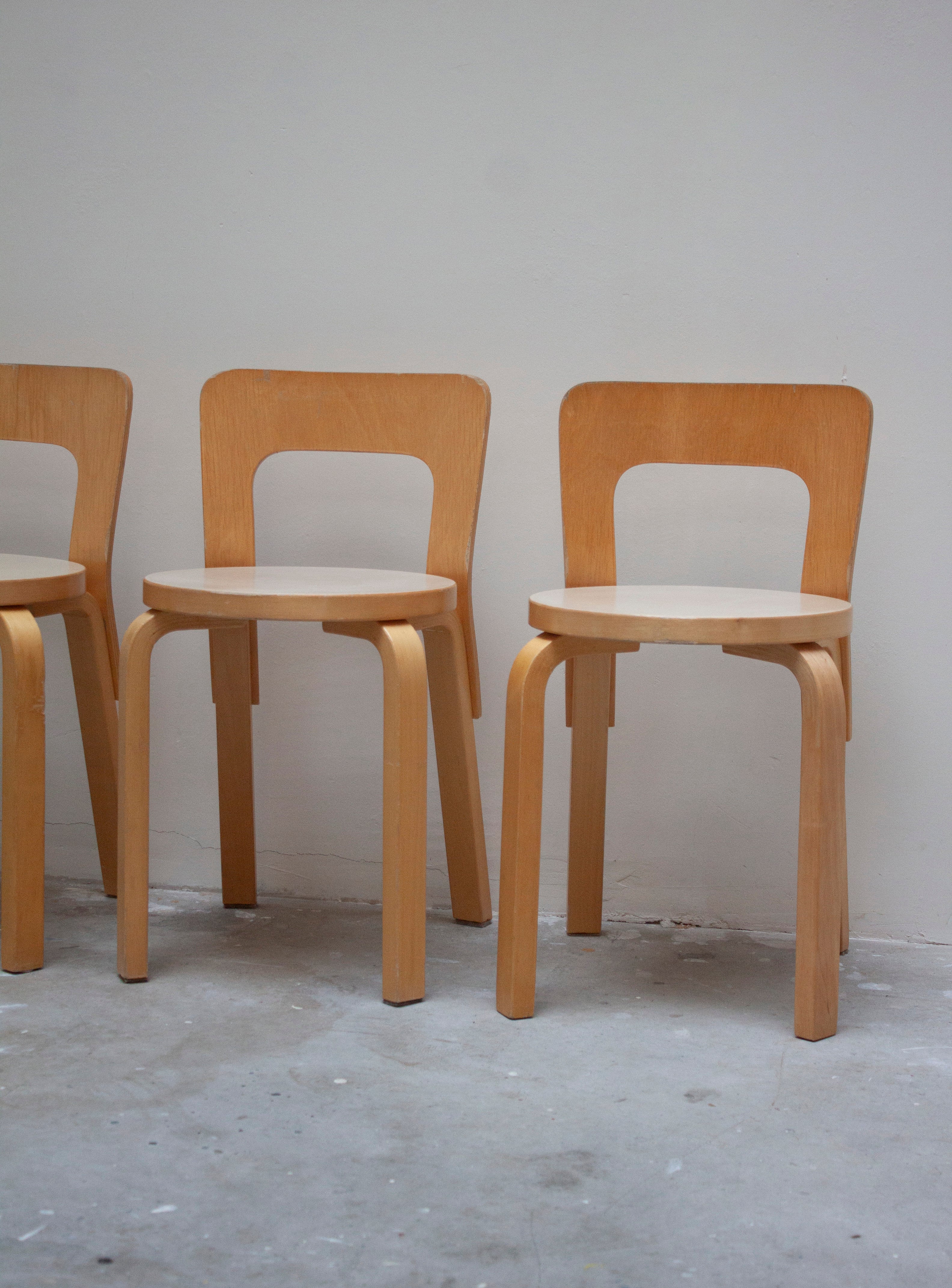 Artek Model 65 Chair by Alvar Aalto (Beige) - Image 12