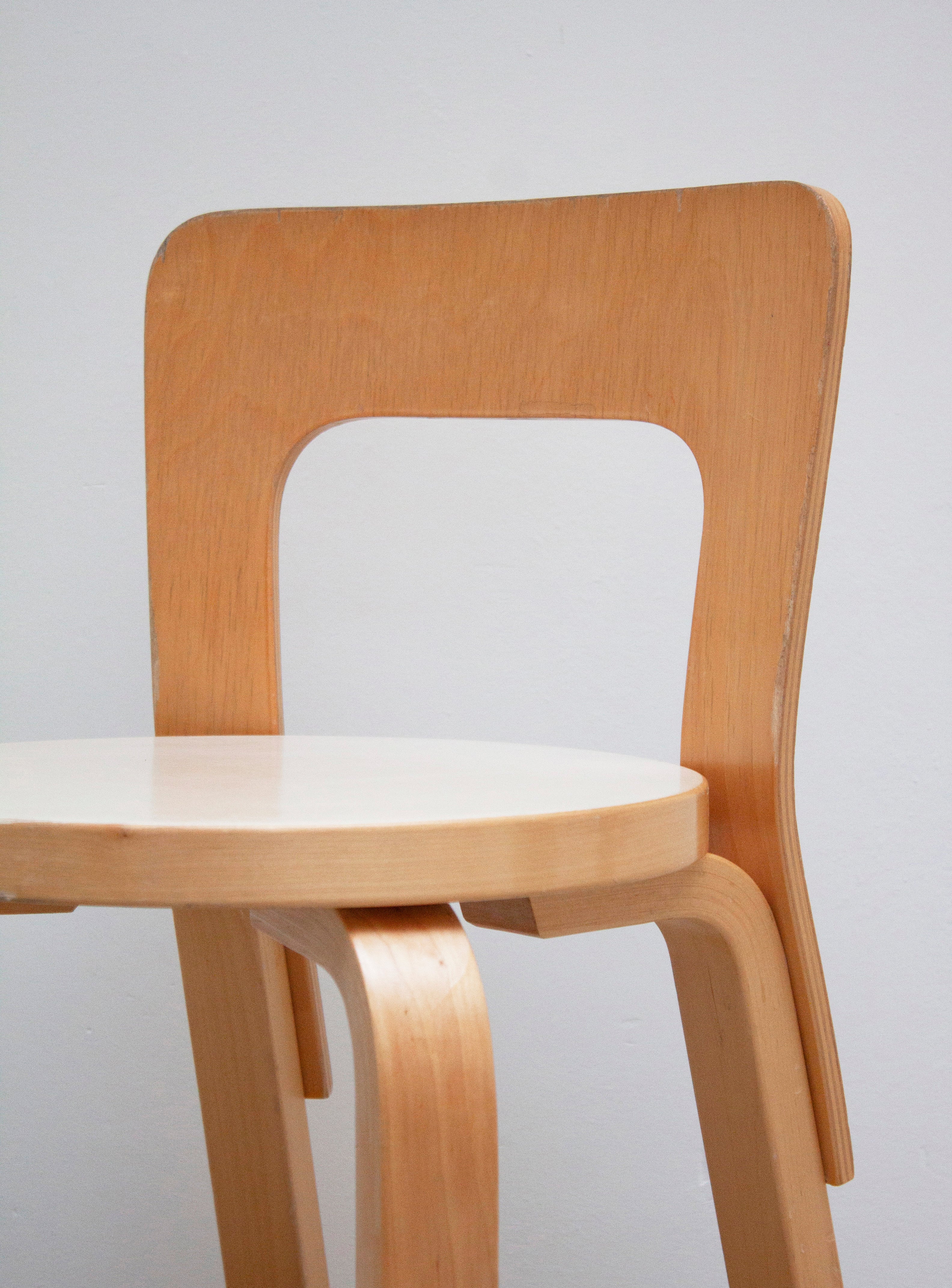 Artek Model 65 Chair by Alvar Aalto (Beige) - Image 16