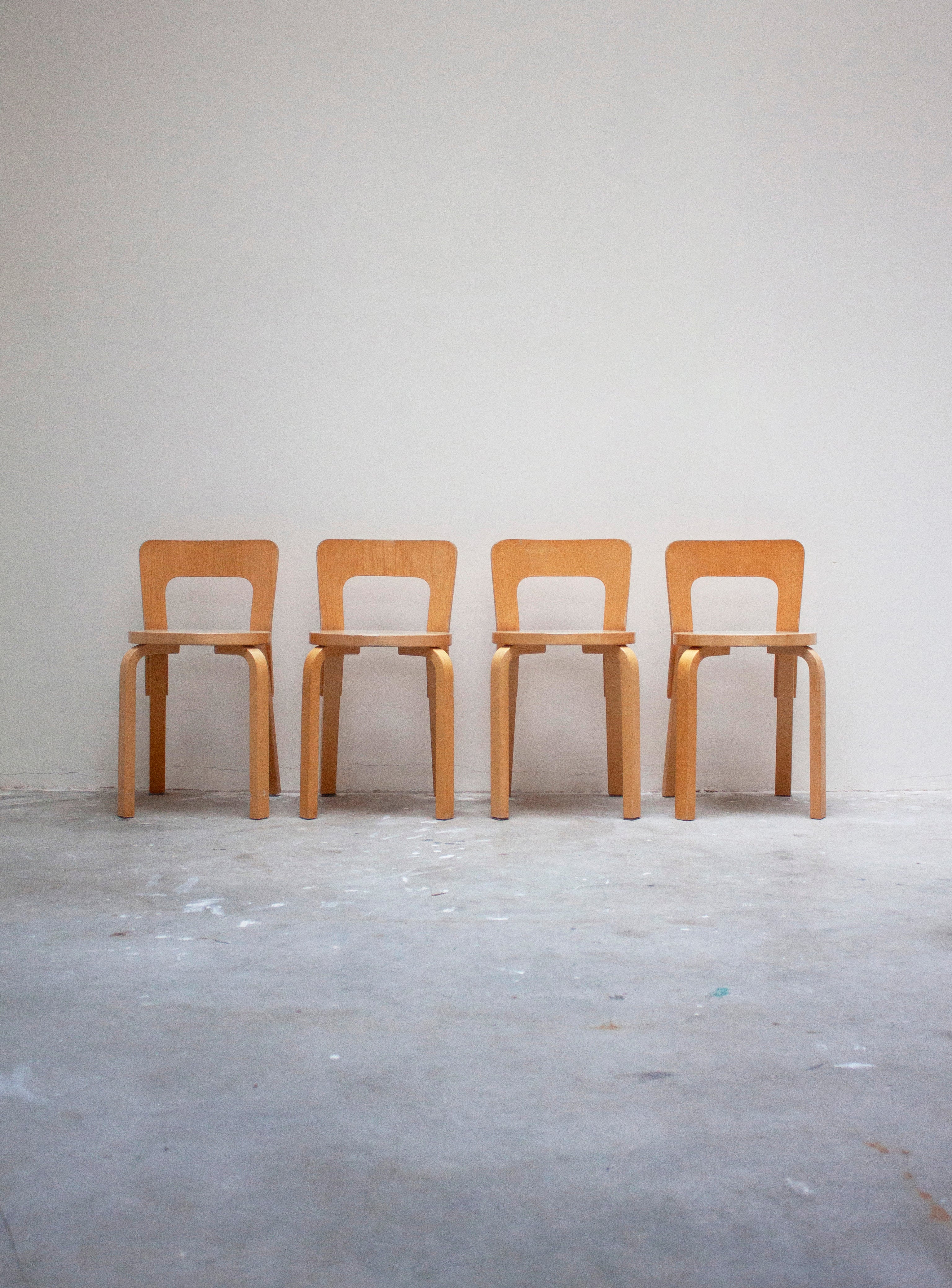 Artek Model 65 Chair by Alvar Aalto (Beige) - Image 23