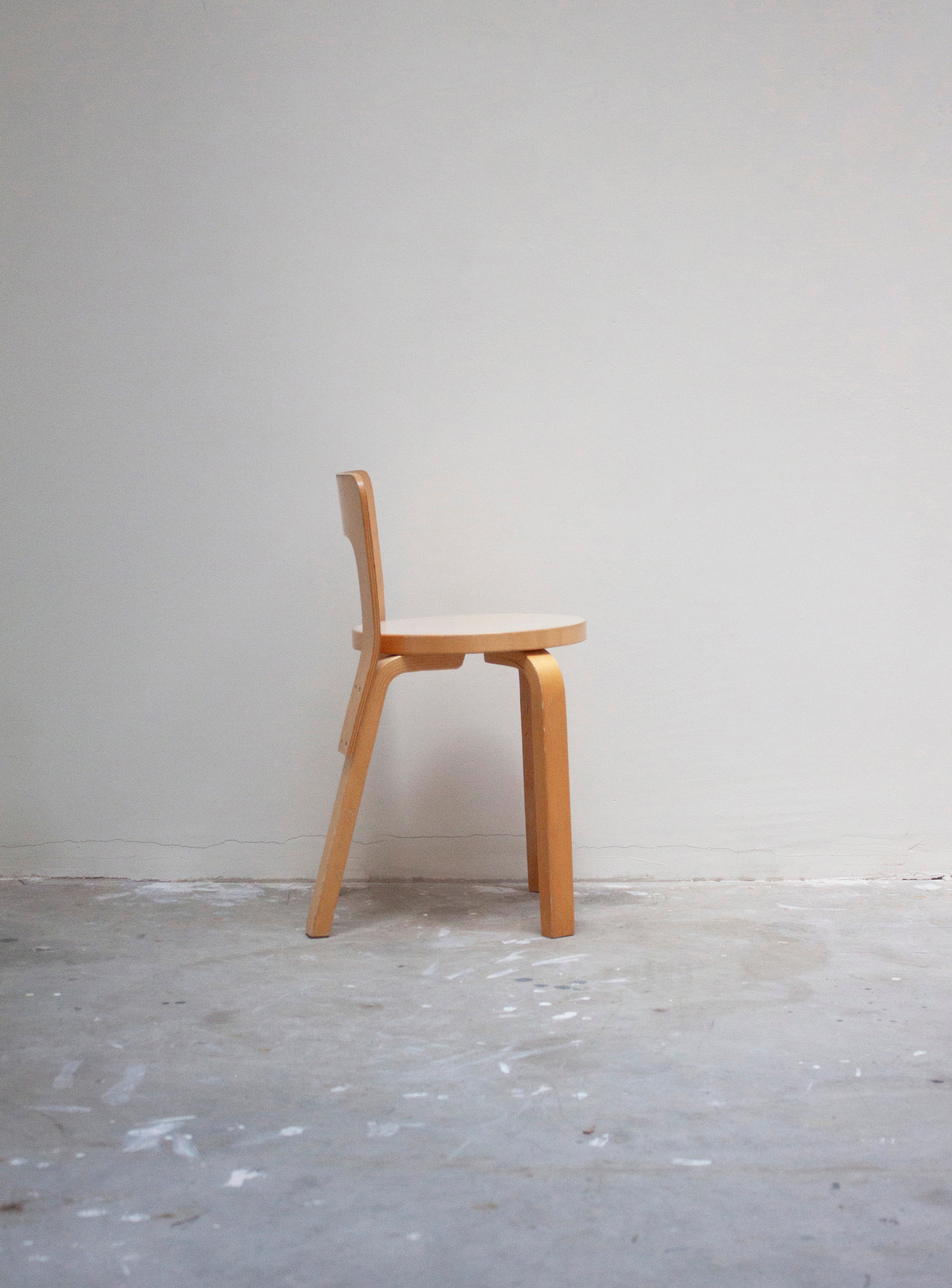 Artek Model 65 Chair by Alvar Aalto (Beige) - Image 3