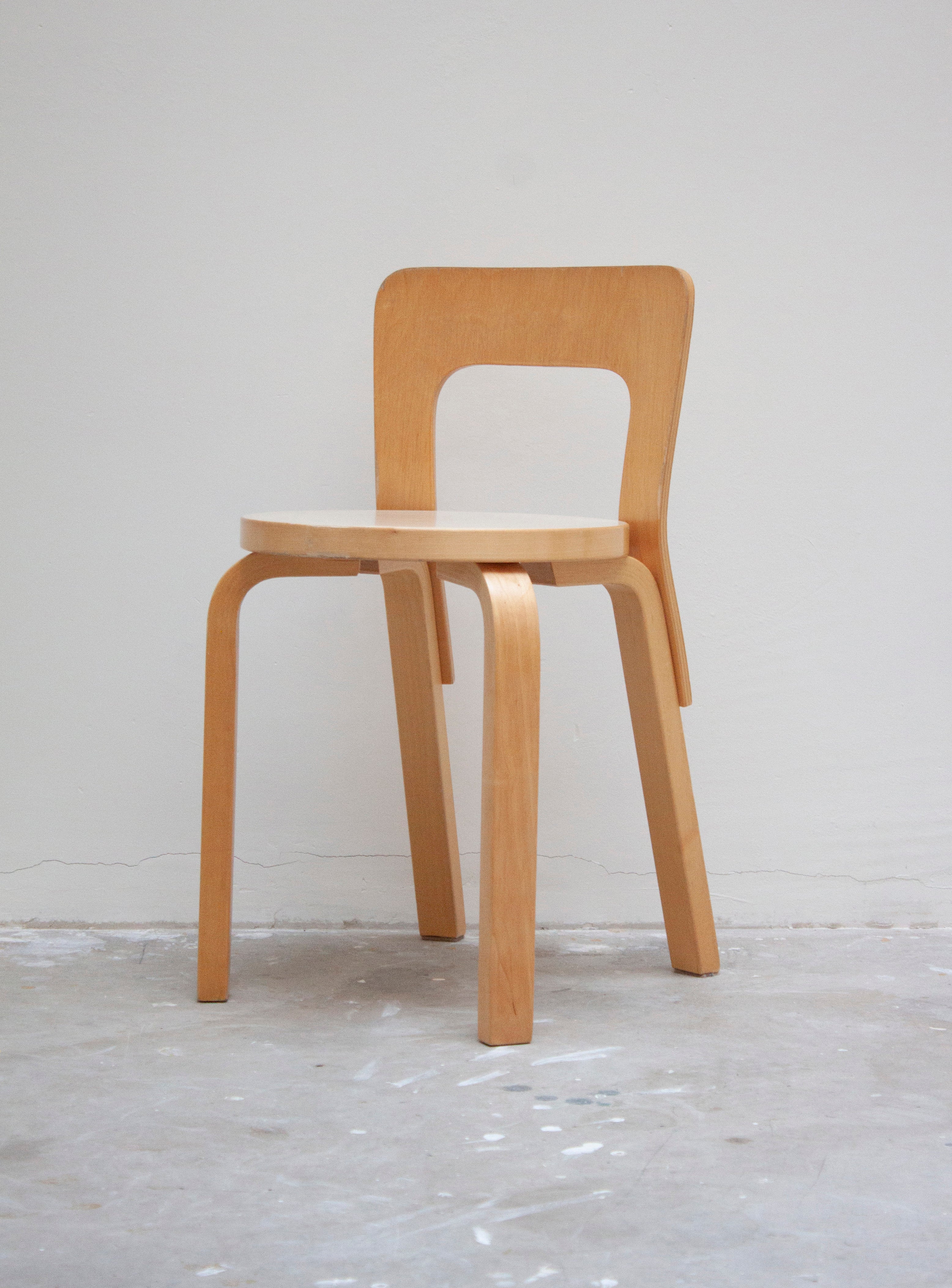 Artek Model 65 Chair by Alvar Aalto (Beige) - Image 9
