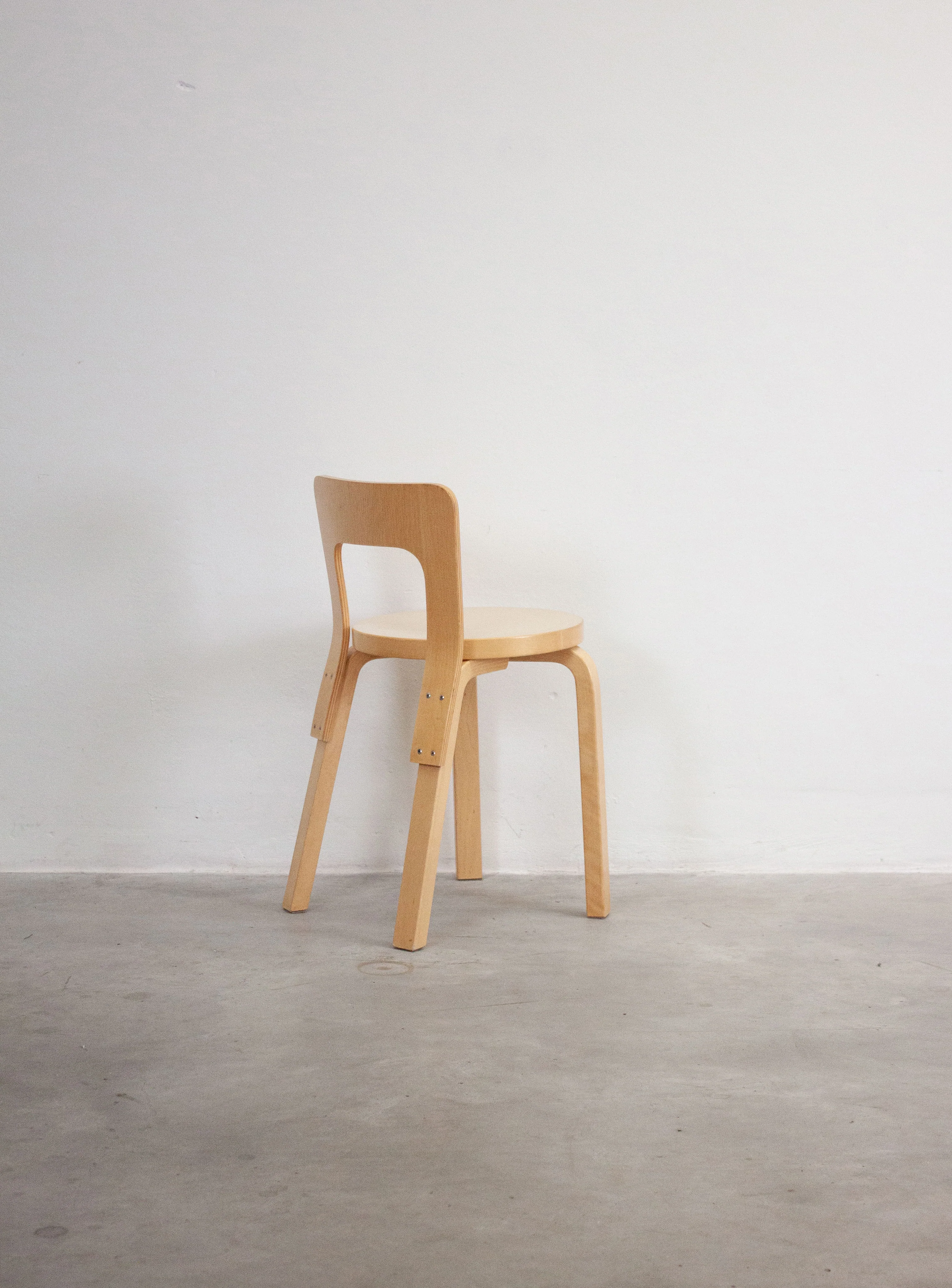 Artek Model 65 Chair by Alvar Aalto (Beige) - Image 11