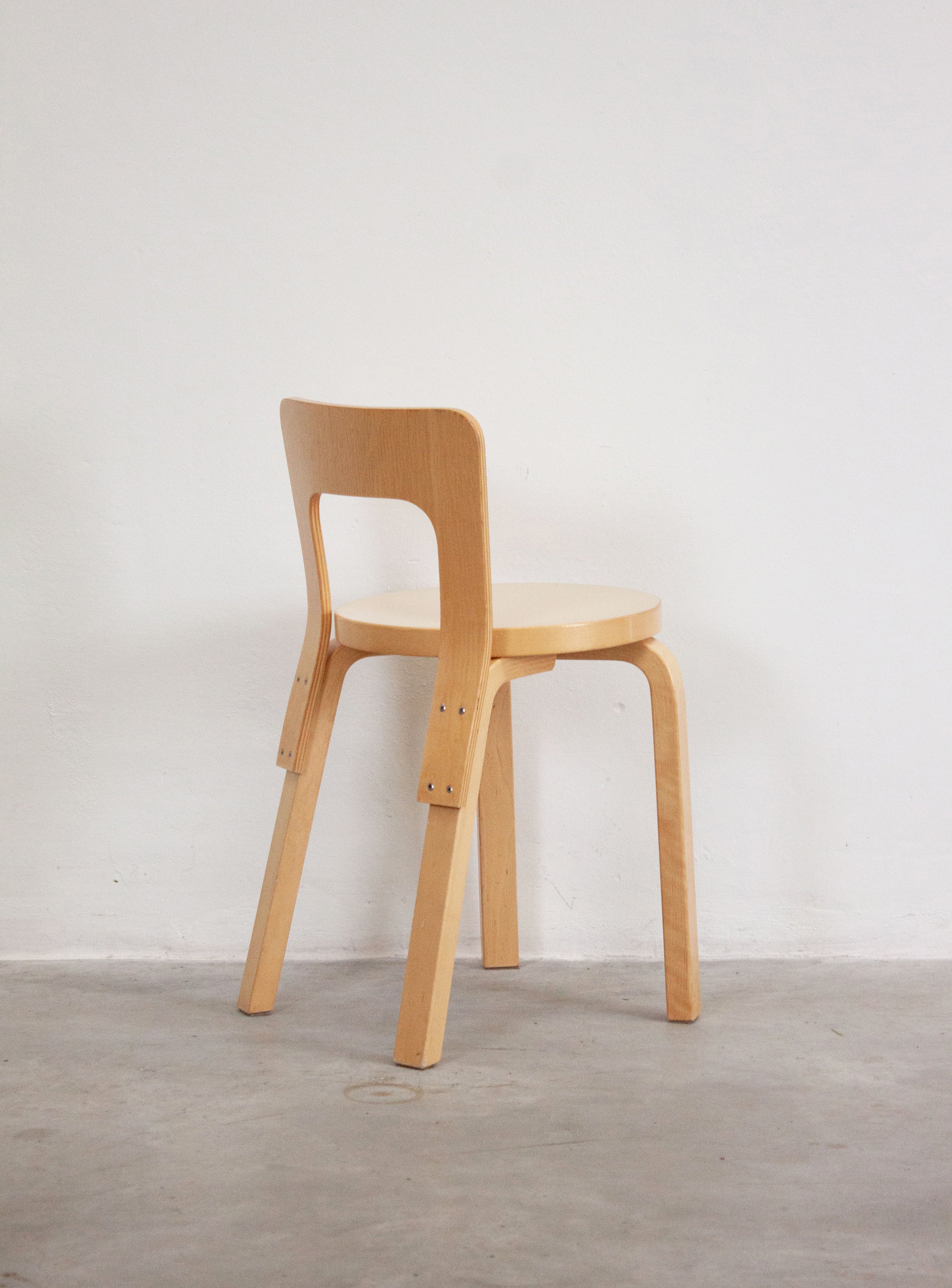 Artek Model 65 Chair by Alvar Aalto (Beige) - Image 12