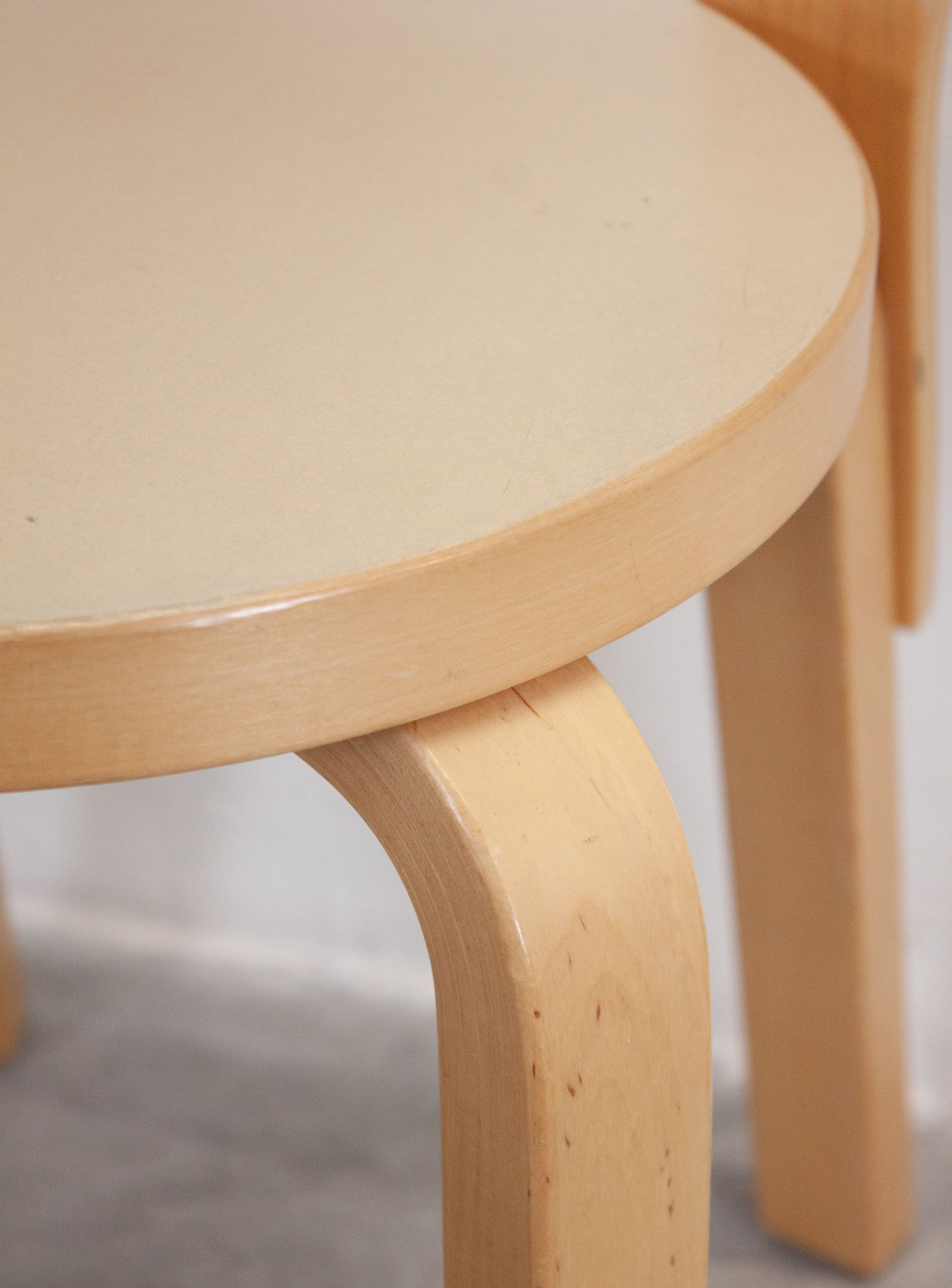 Artek Model 65 Chair by Alvar Aalto (Beige) - Image 18