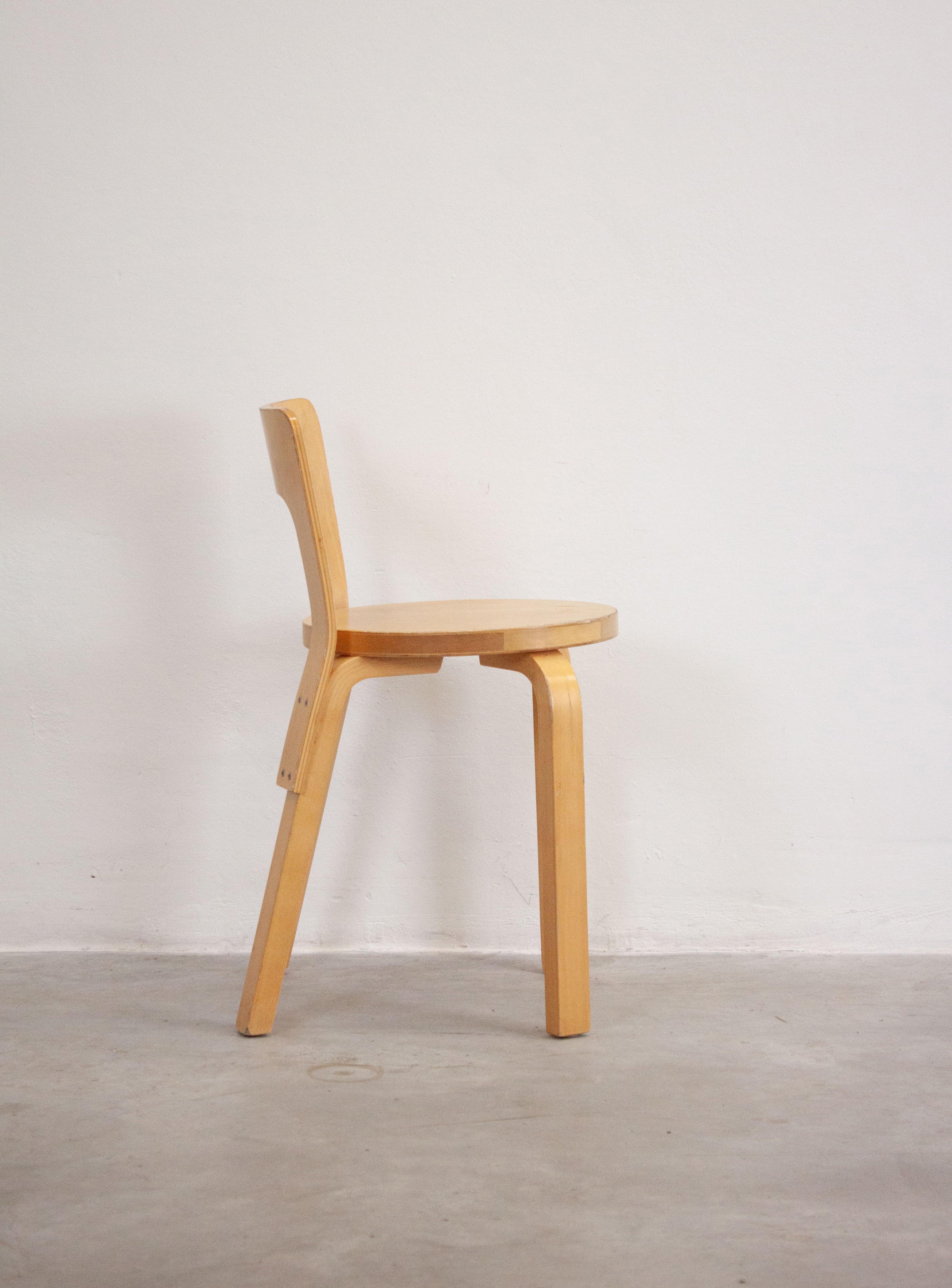 Artek Model 65 Chair by Alvar Aalto (Birch) - Image 11