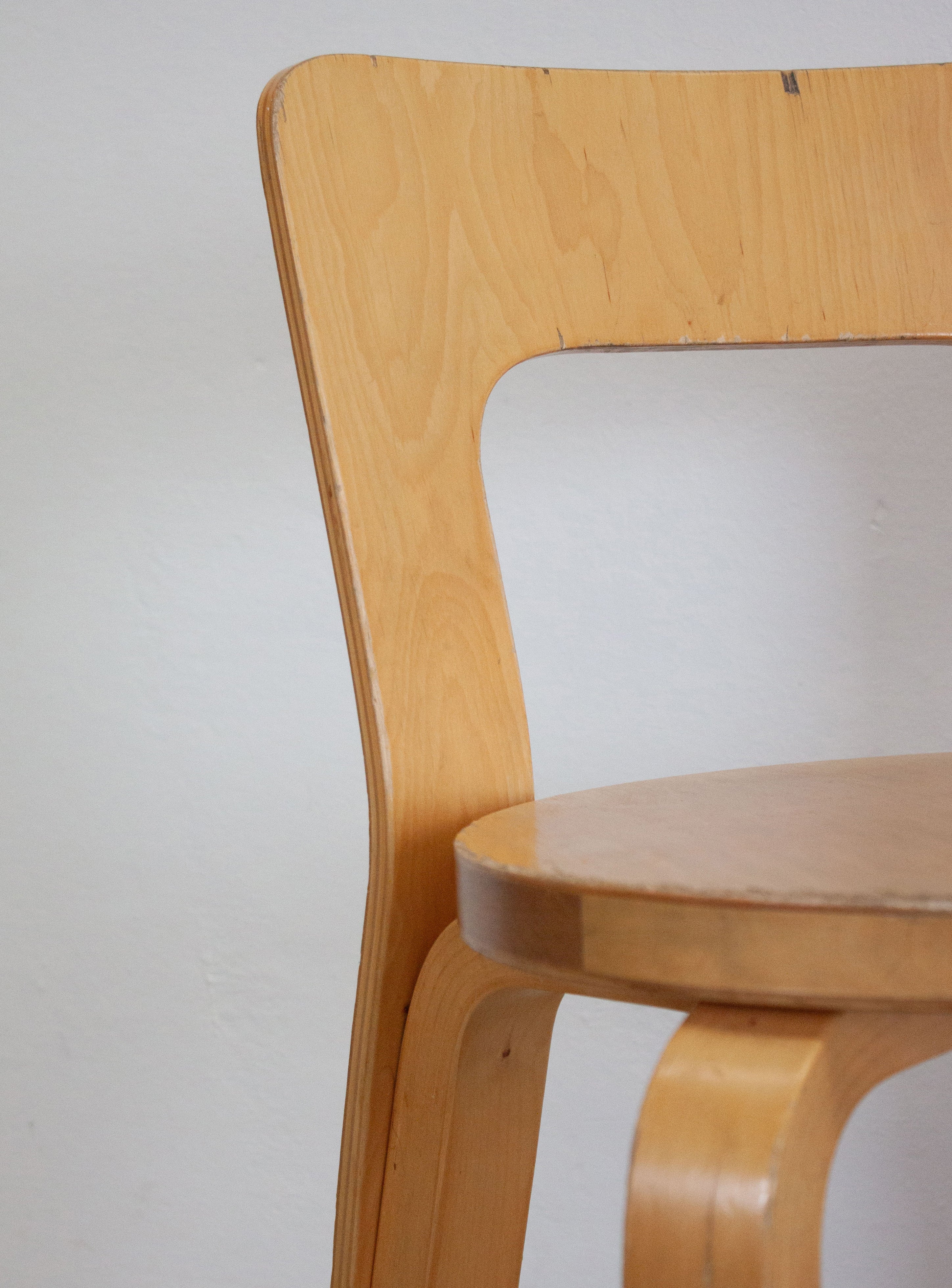 Artek Model 65 Chair by Alvar Aalto (Birch) - Image 22