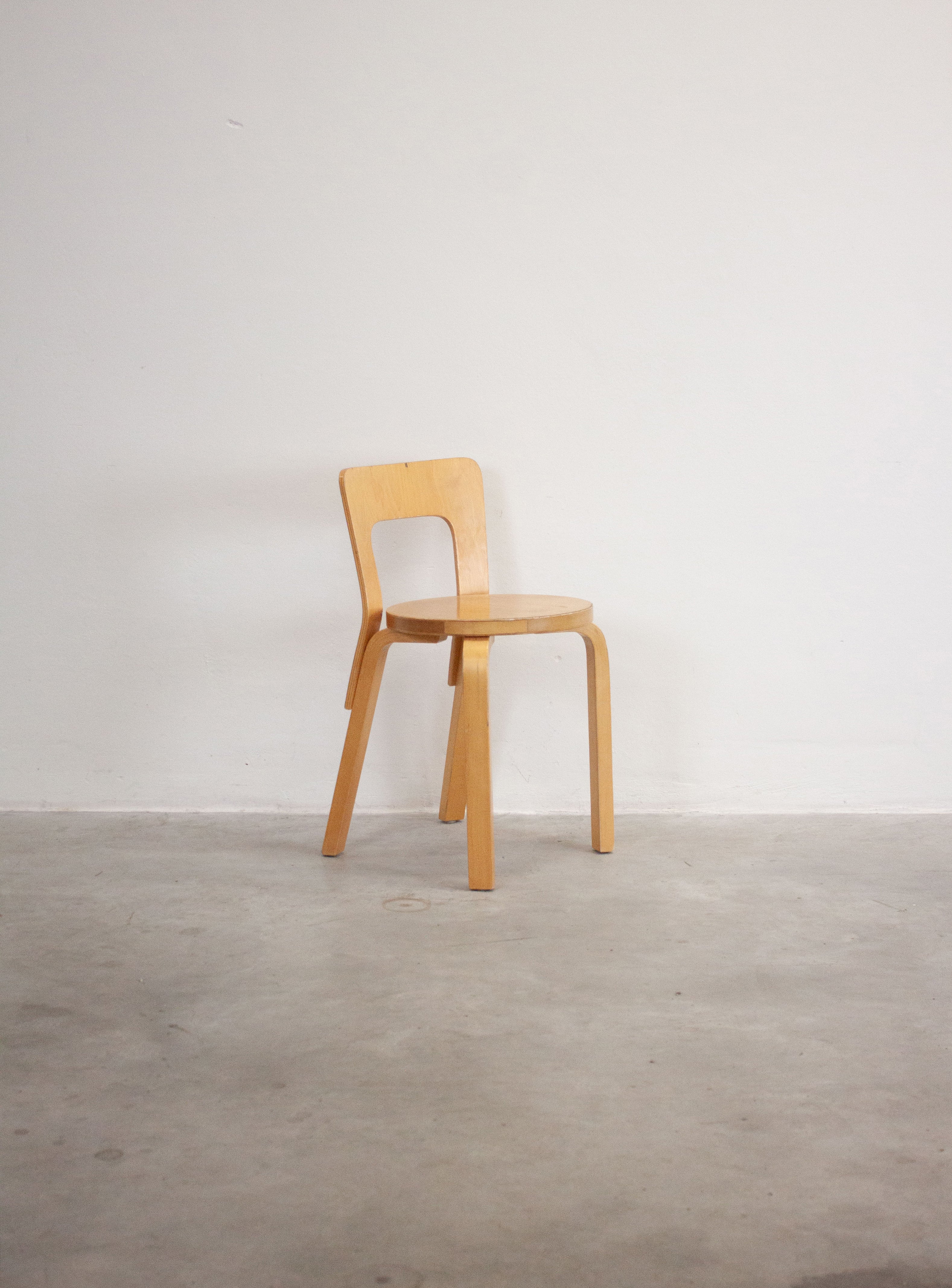 Artek Model 65 Chair by Alvar Aalto (Birch) - Image 8