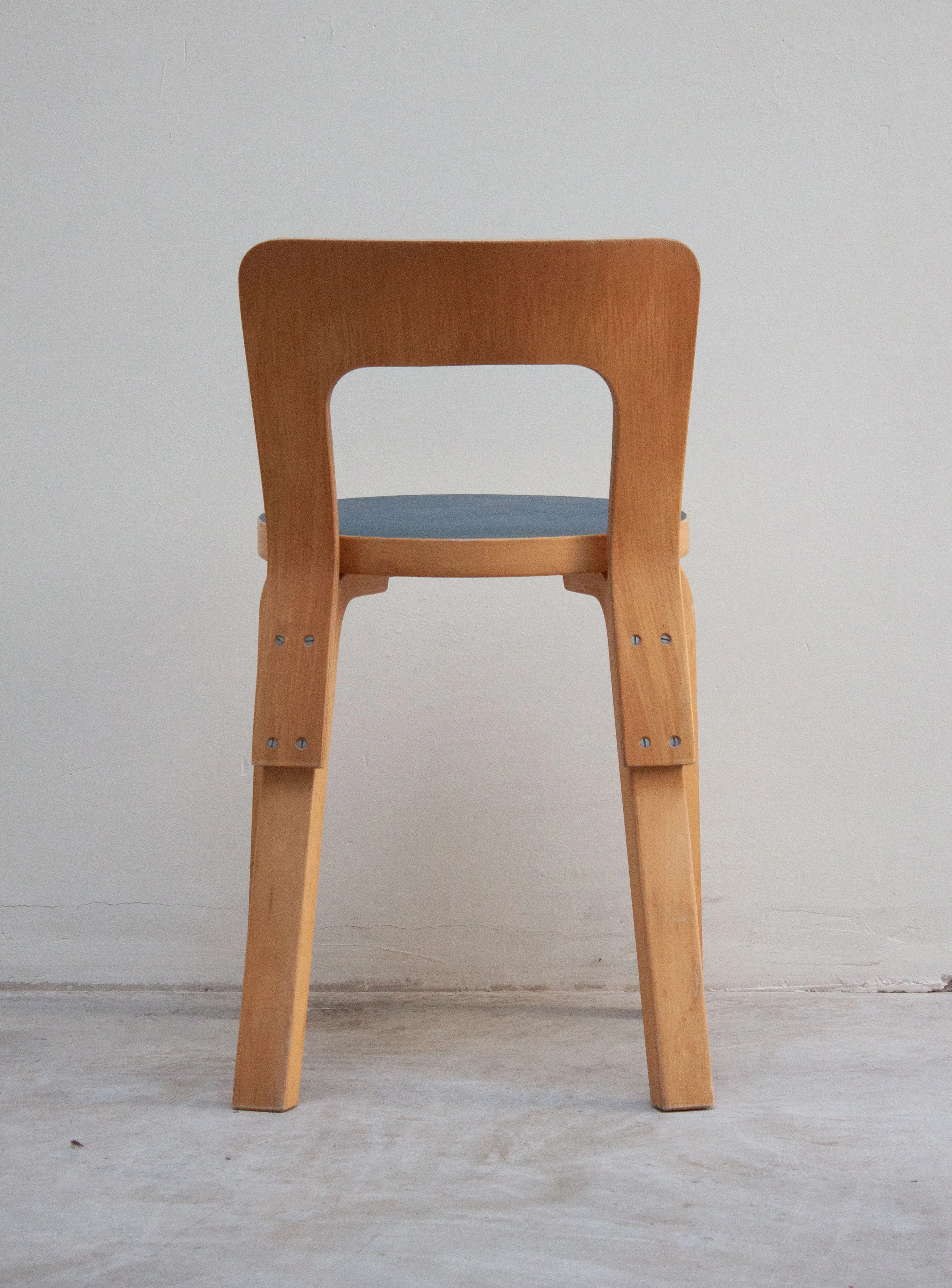 Artek Model 65 Chair by Alvar Aalto (Blue) - Image 13