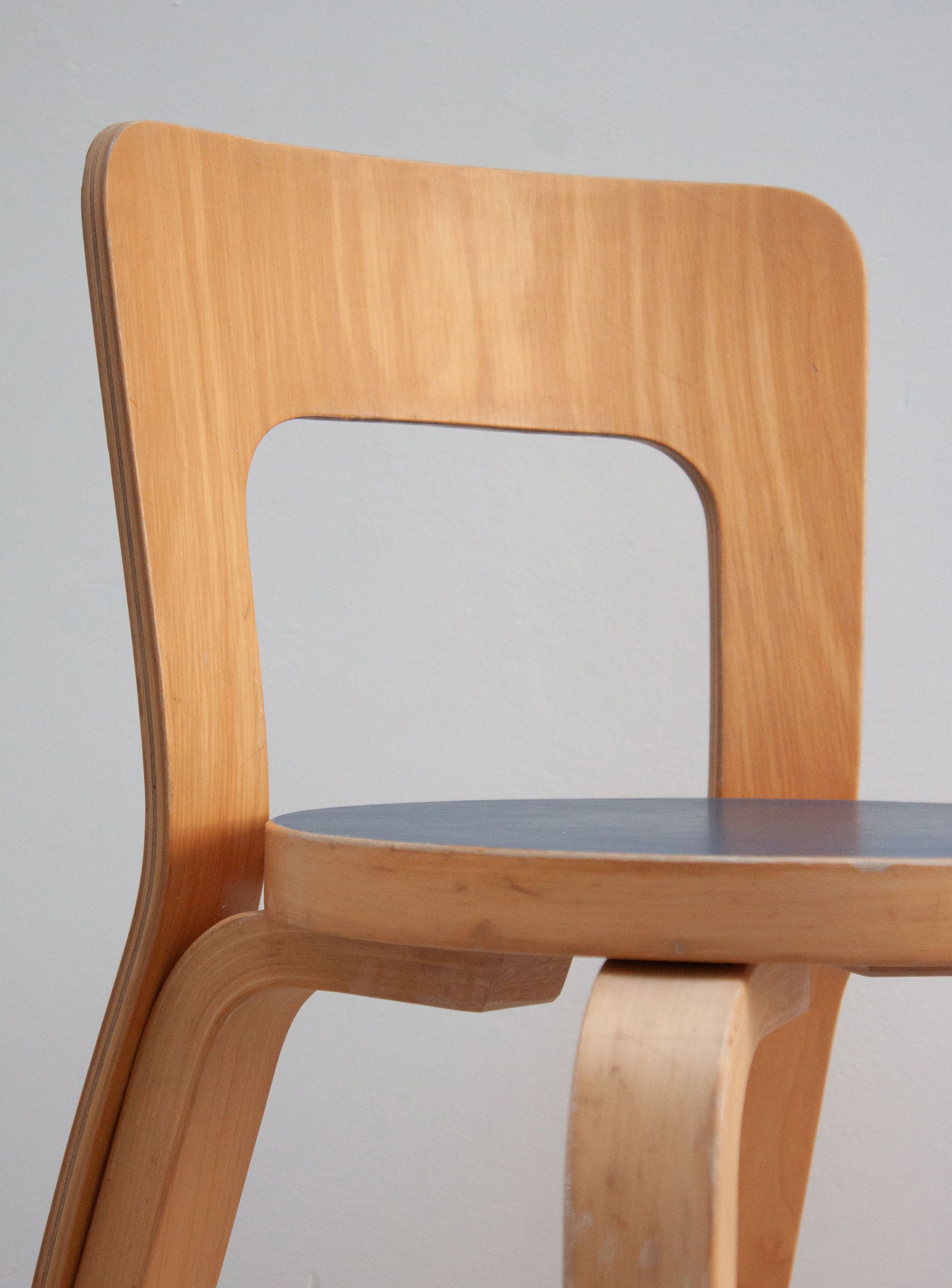 Artek Model 65 Chair by Alvar Aalto (Blue) - Image 19