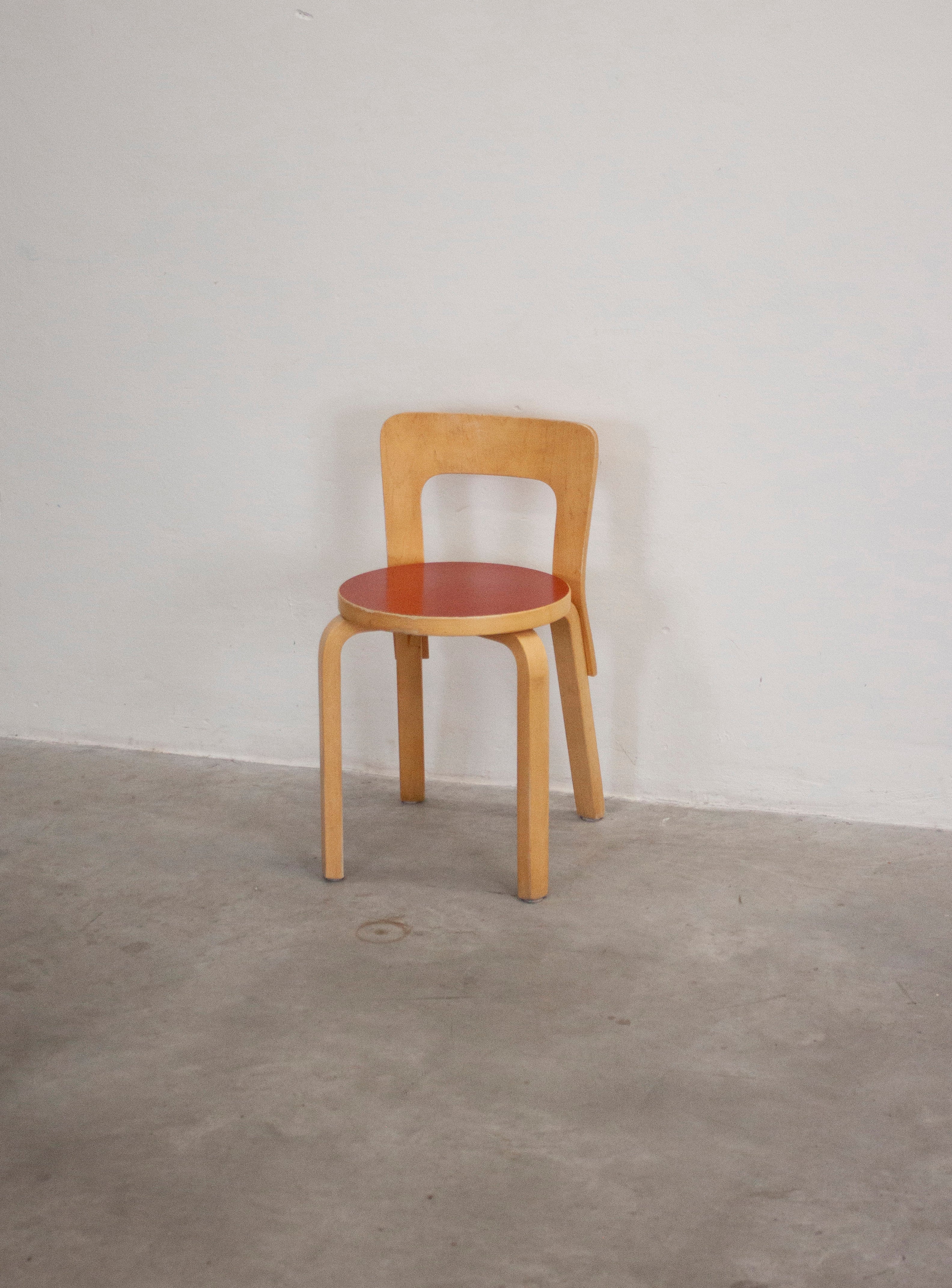 Artek Model 65 Chair by Alvar Aalto (Red) - Image 2